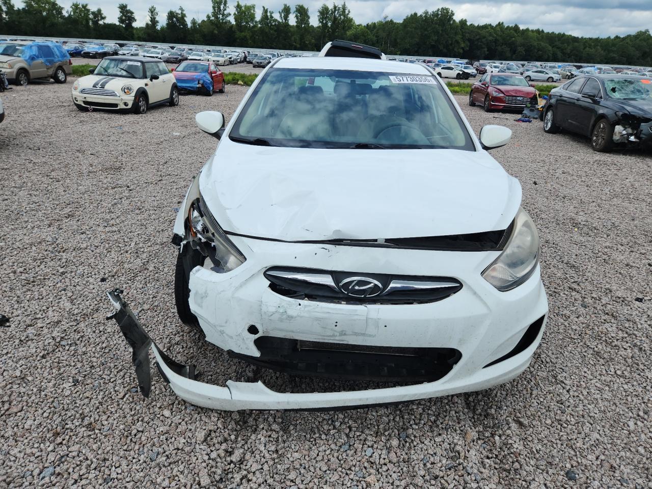 2014 Hyundai Accent Gls White vin: KMHCT4AE2EU672059