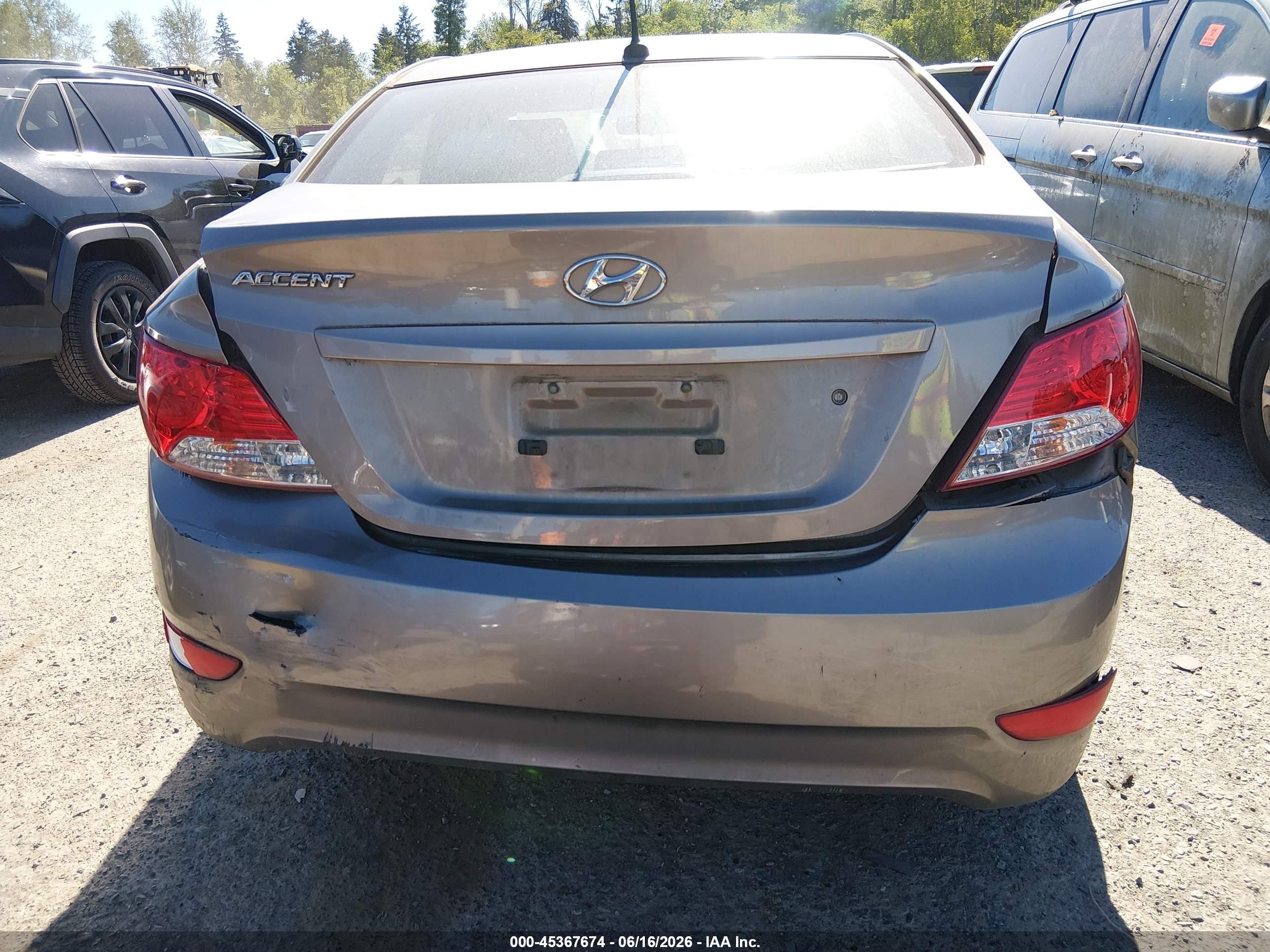 2014 Hyundai Accent Gls Brown vin: KMHCT4AE2EU700720