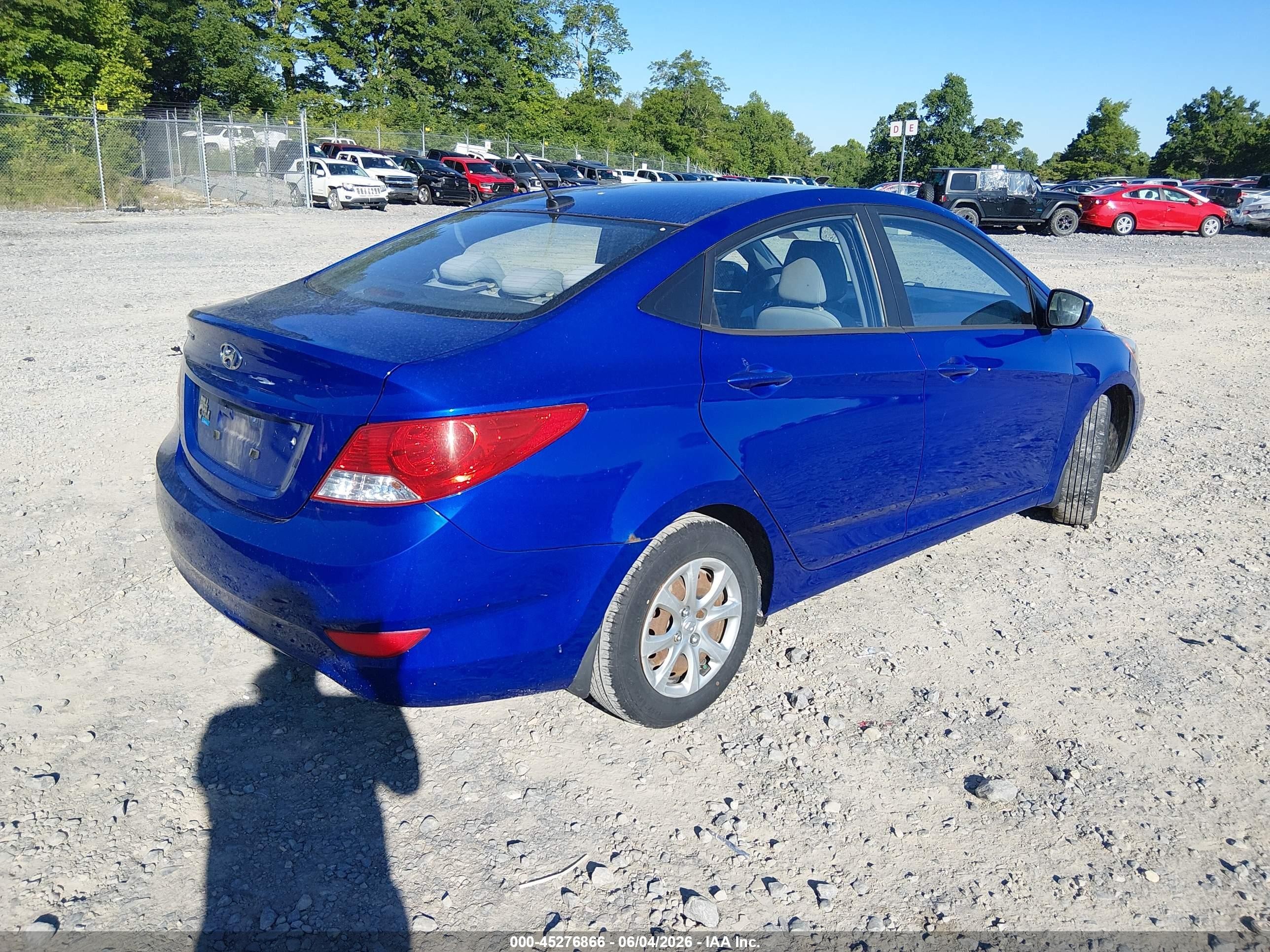 2014 Hyundai Accent Gls Blue vin: KMHCT4AE2EU756057