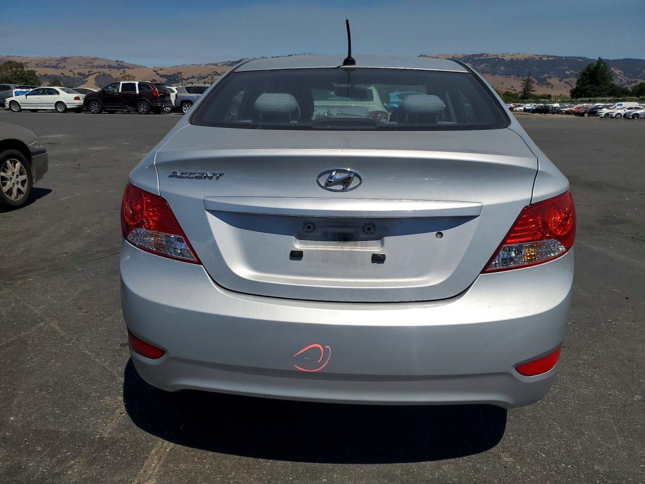 2014 Hyundai Accent Gls Silver vin: KMHCT4AE2EU767737