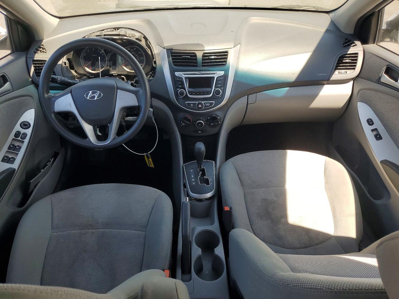 2014 Hyundai Accent Gls Silver vin: KMHCT4AE2EU767737