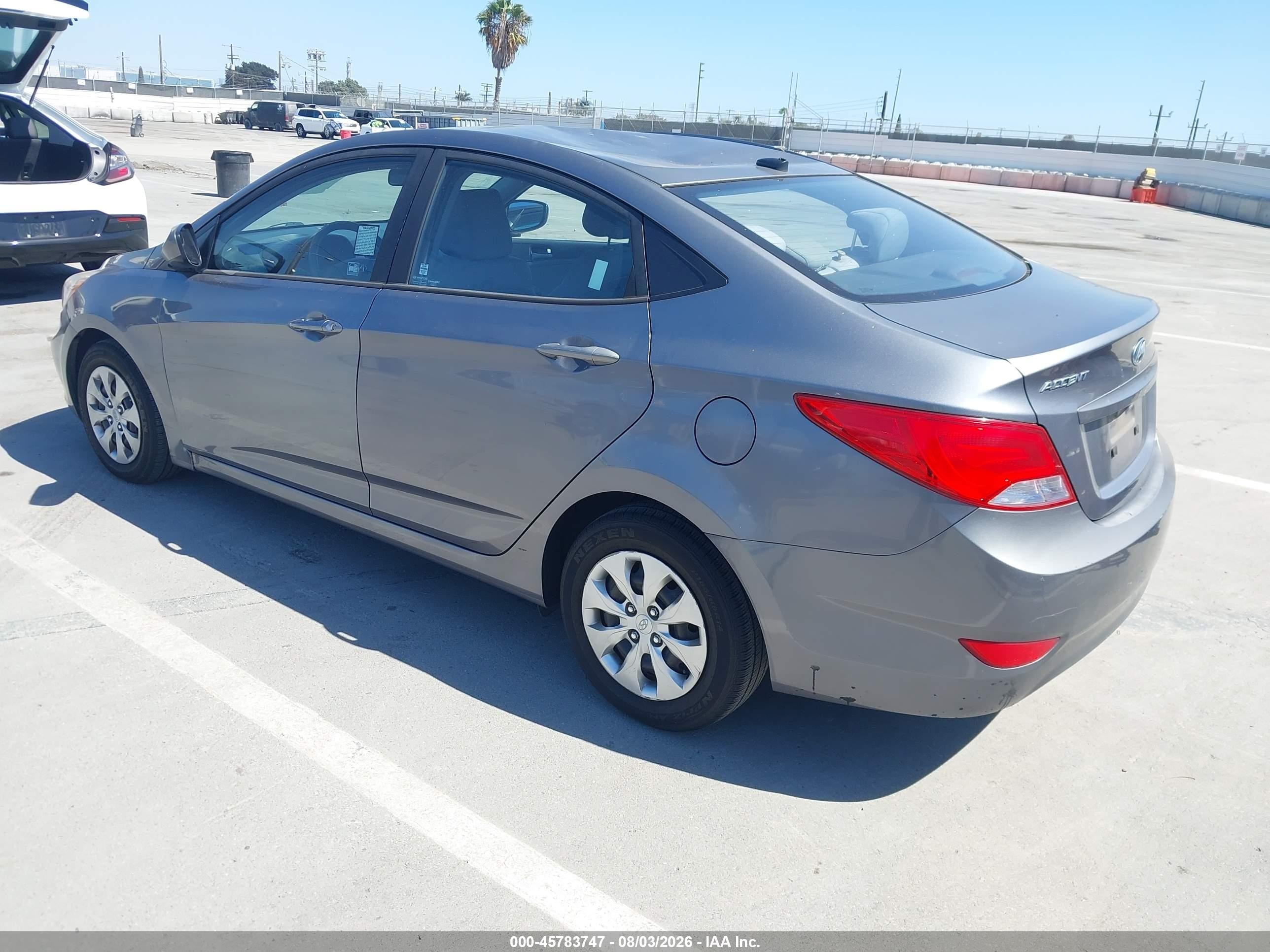 2015 Hyundai Accent Gls Gray vin: KMHCT4AE2FU888768