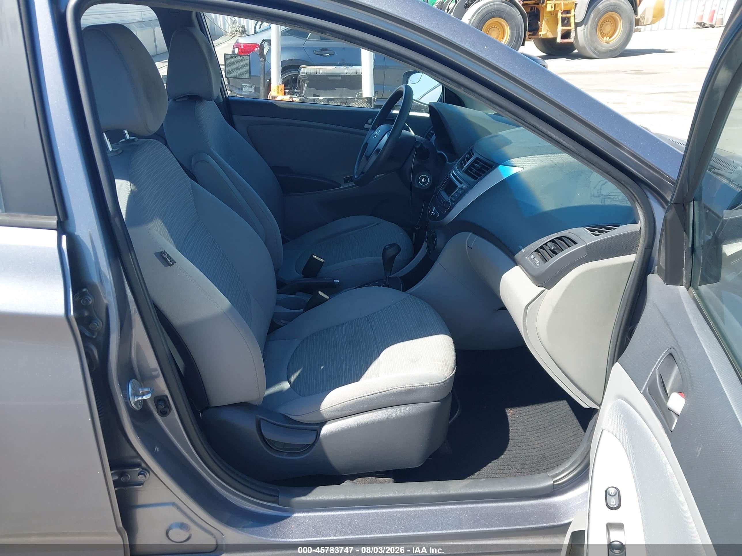 2015 Hyundai Accent Gls Gray vin: KMHCT4AE2FU888768