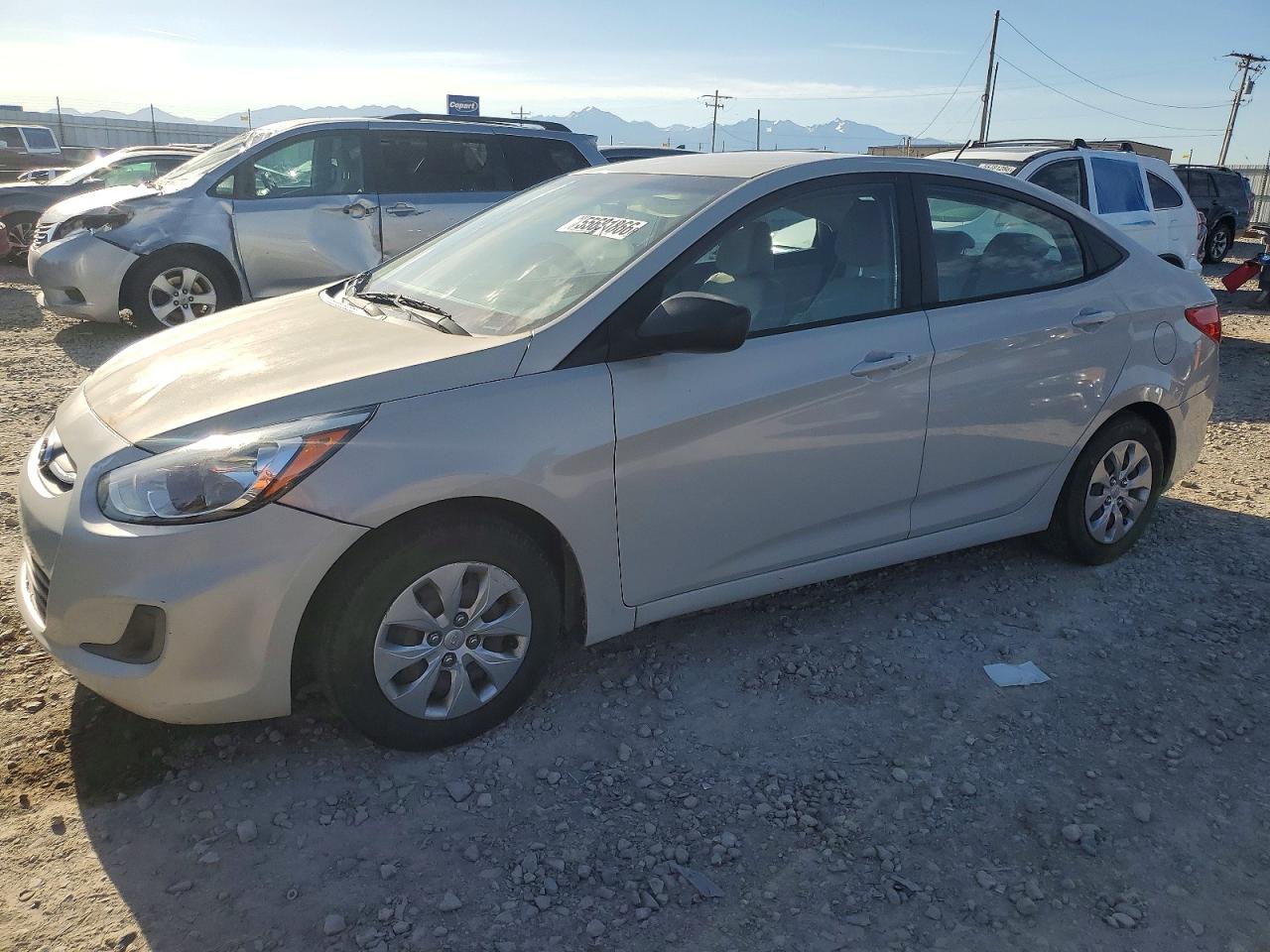 2017 Hyundai Accent Se Beige vin: KMHCT4AE2HU190065