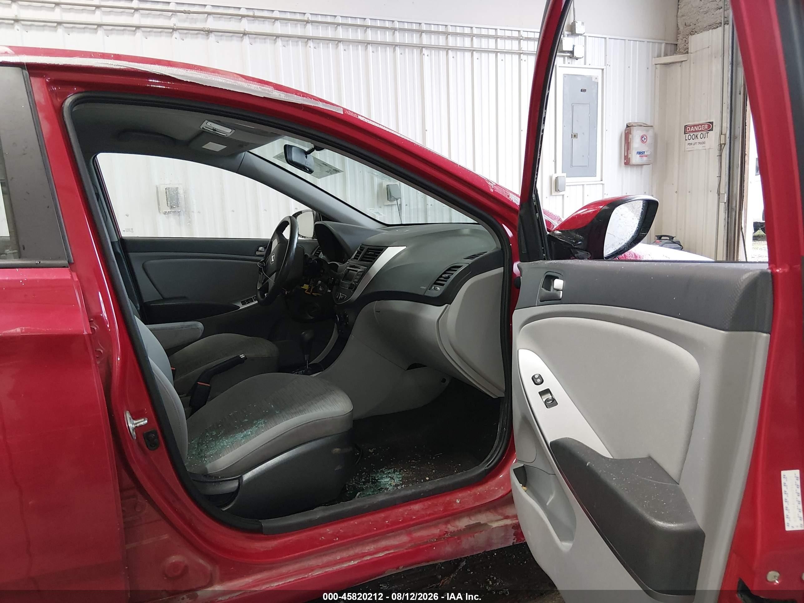 2017 Hyundai Accent Se Red vin: KMHCT4AE2HU294071
