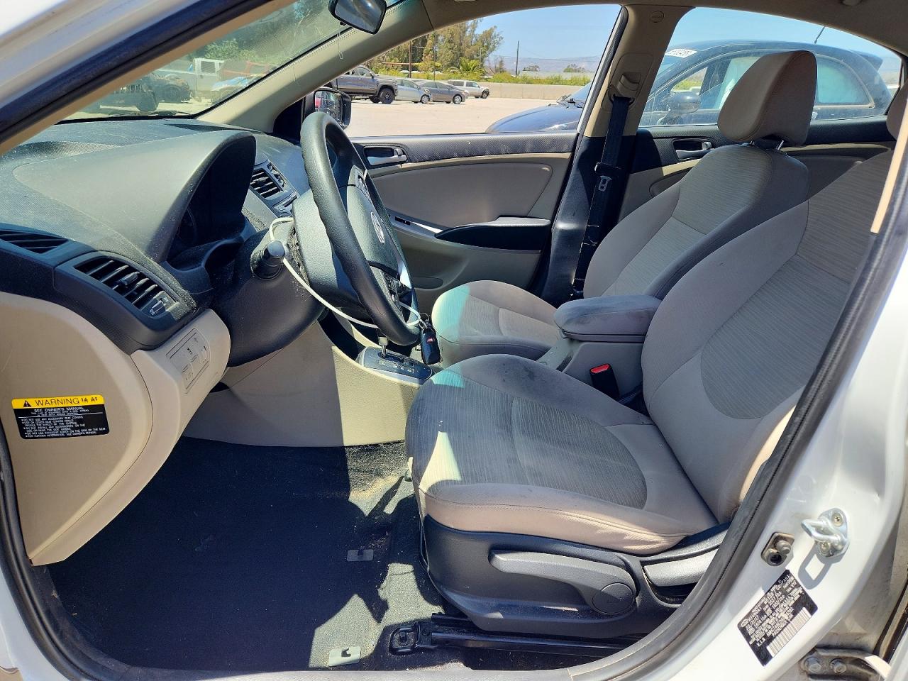 2017 Hyundai Accent Se Белый vin: KMHCT4AE2HU366581