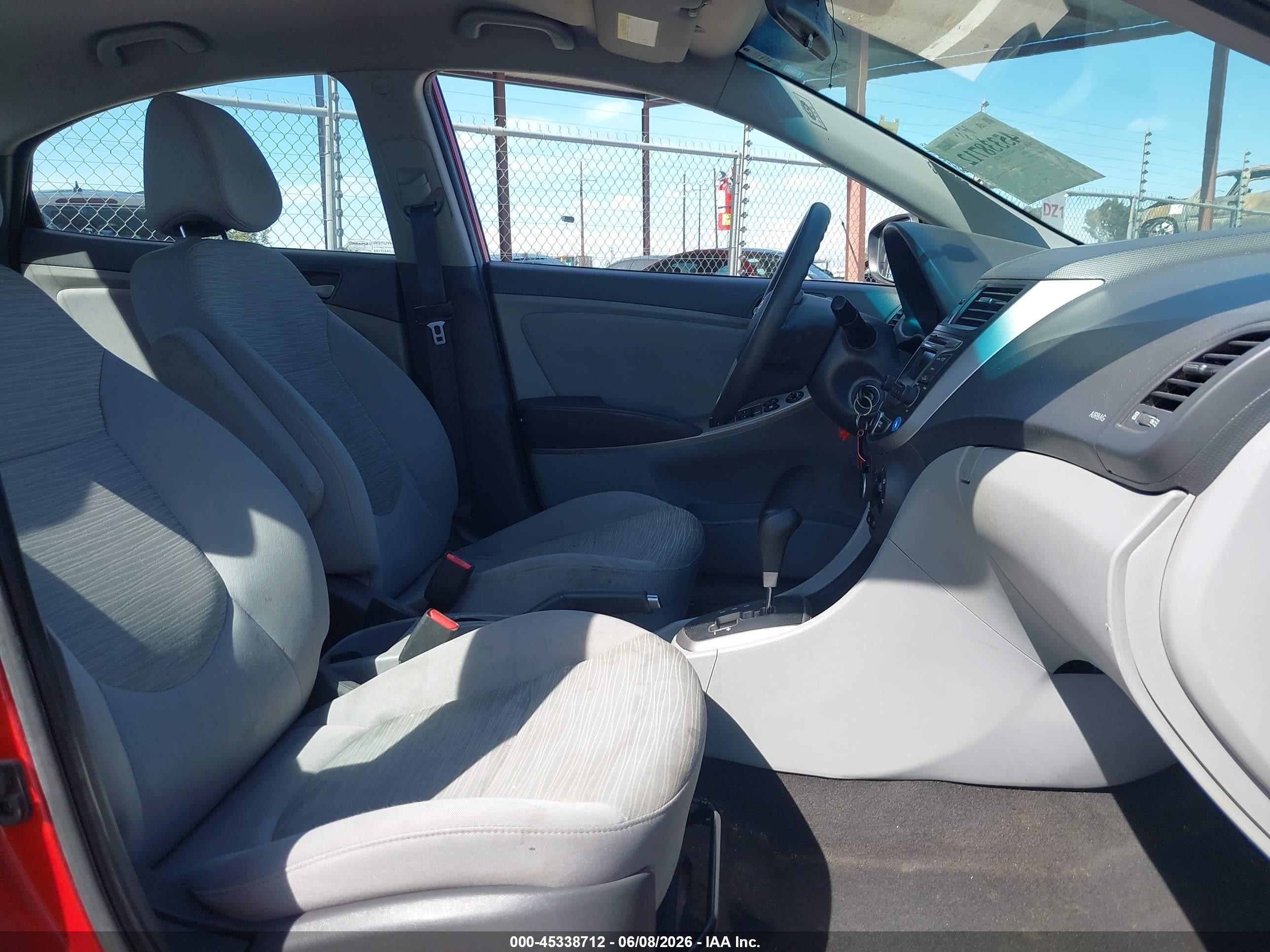 2017 Hyundai Accent Se Красный vin: KMHCT4AE2HU389343