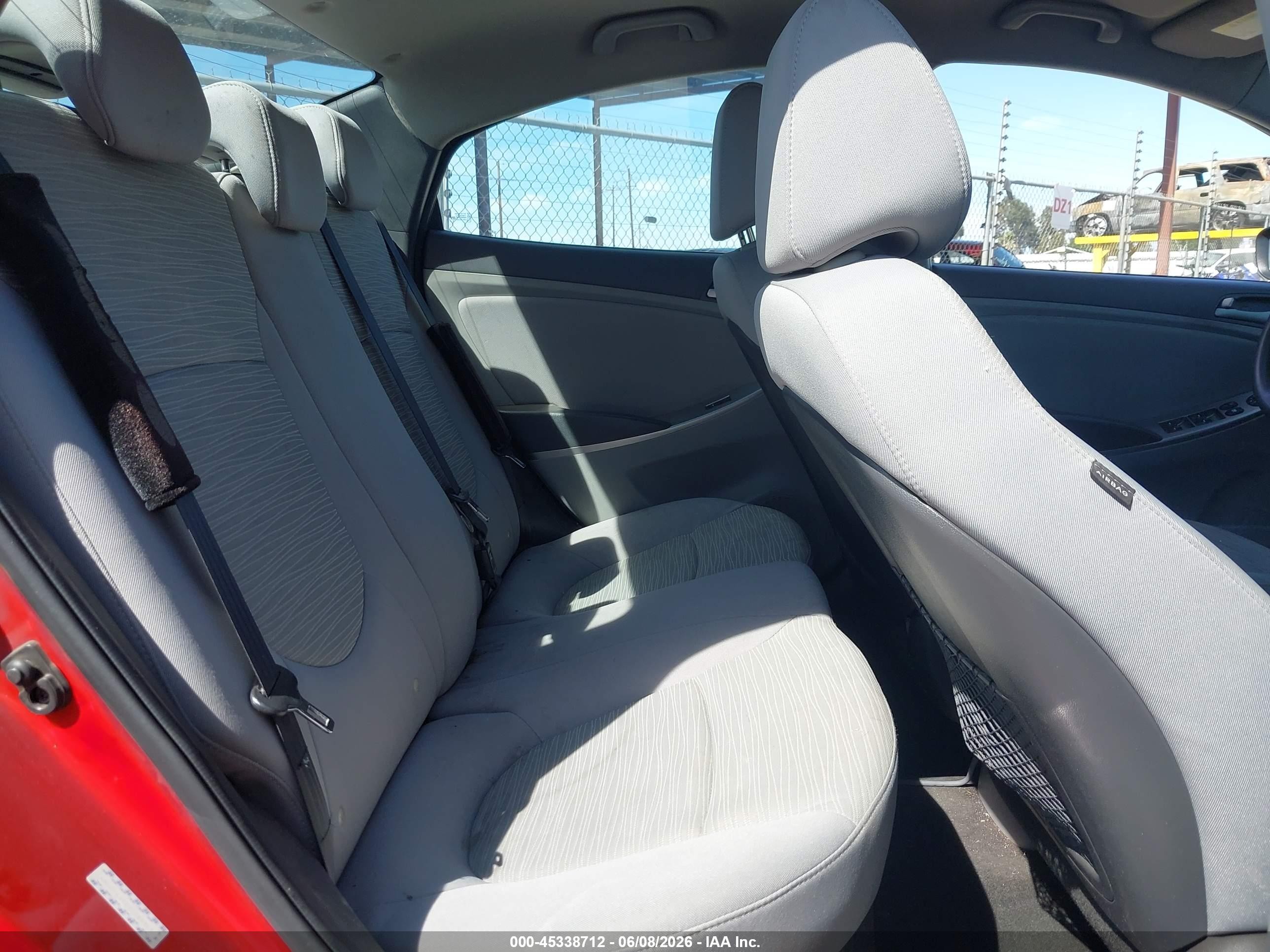 2017 Hyundai Accent Se Красный vin: KMHCT4AE2HU389343