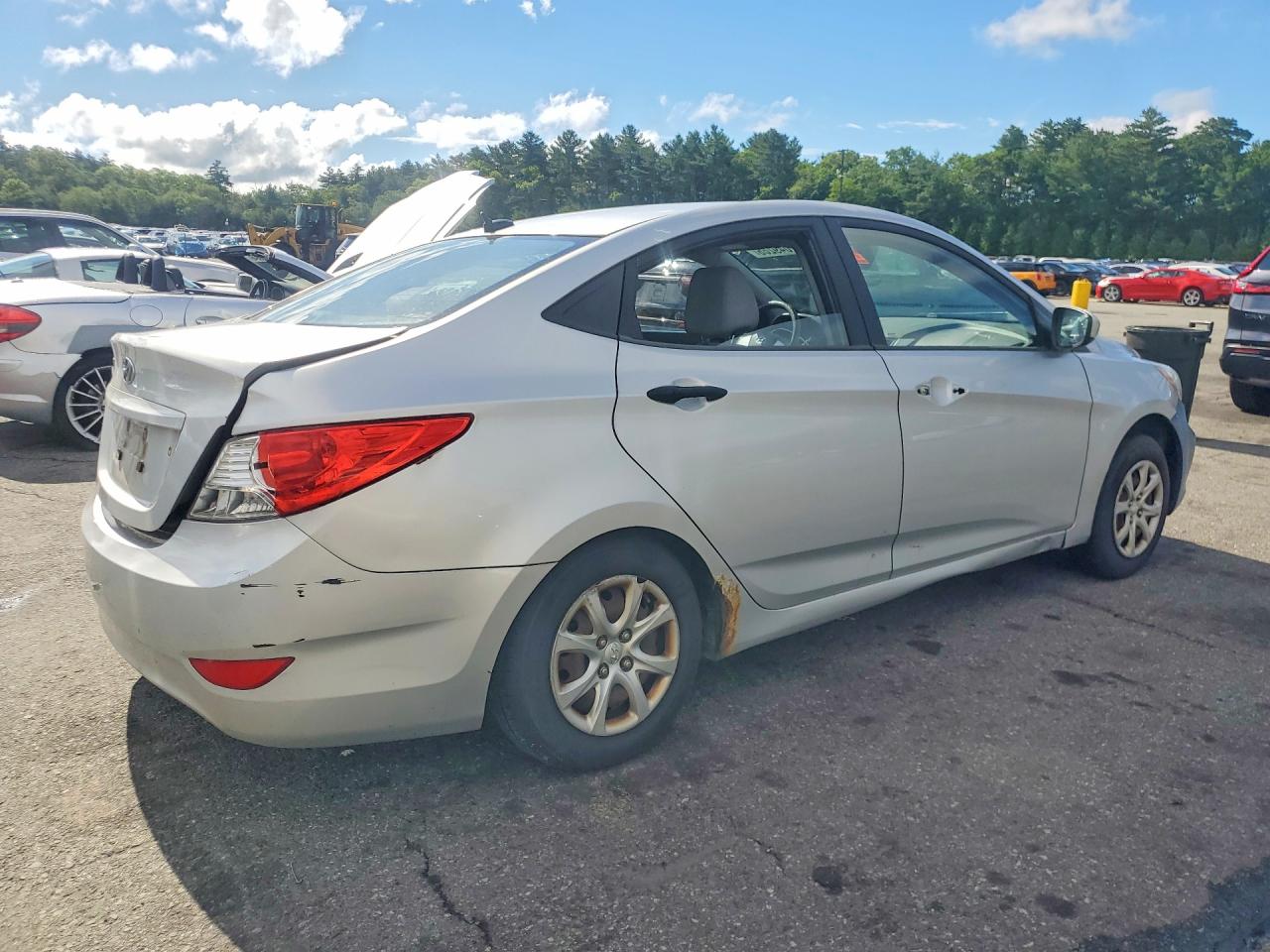 2012 Hyundai Accent Gls Silver vin: KMHCT4AE3CU083440