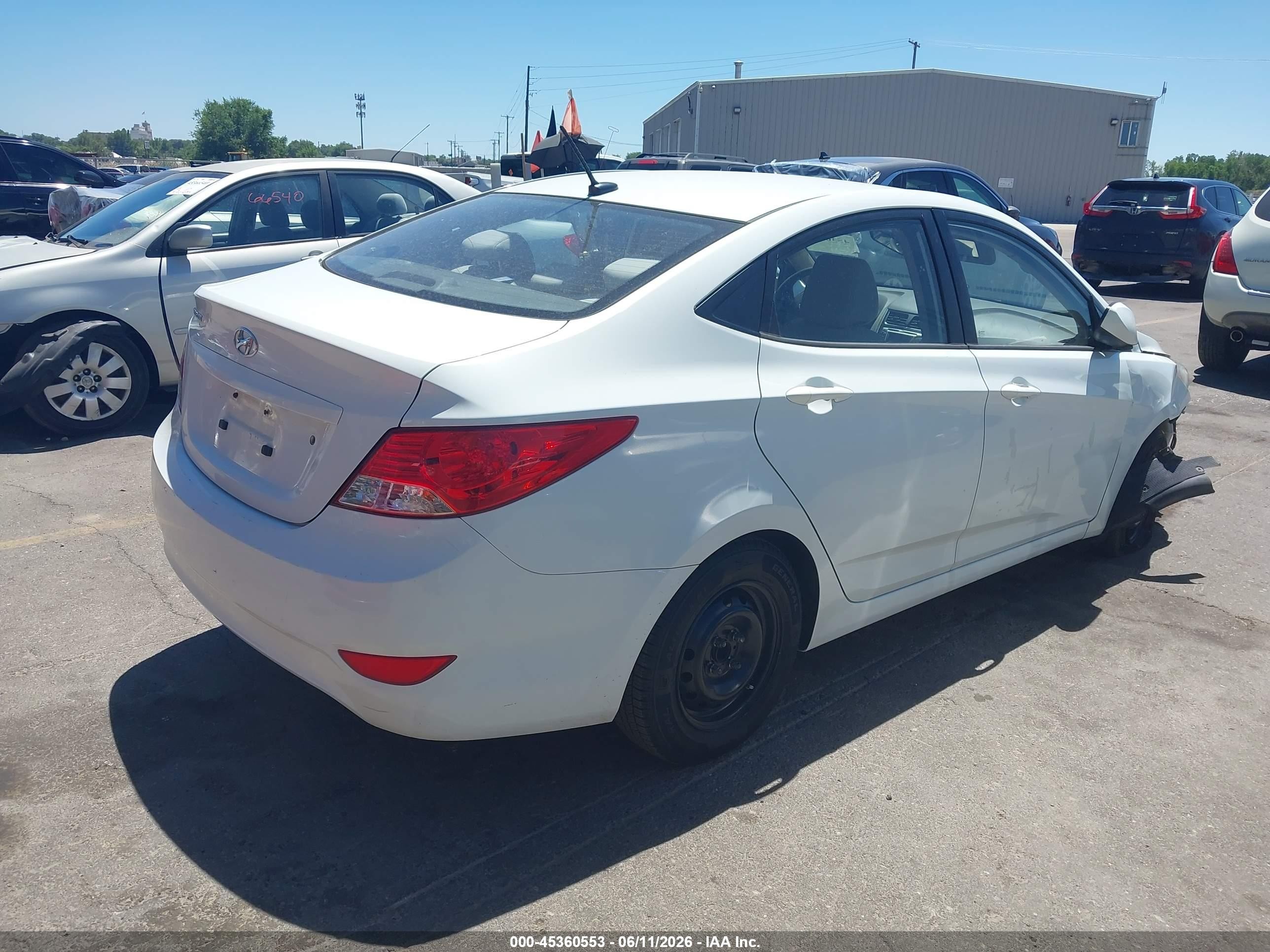 2012 Hyundai Accent Gls White vin: KMHCT4AE3CU219291