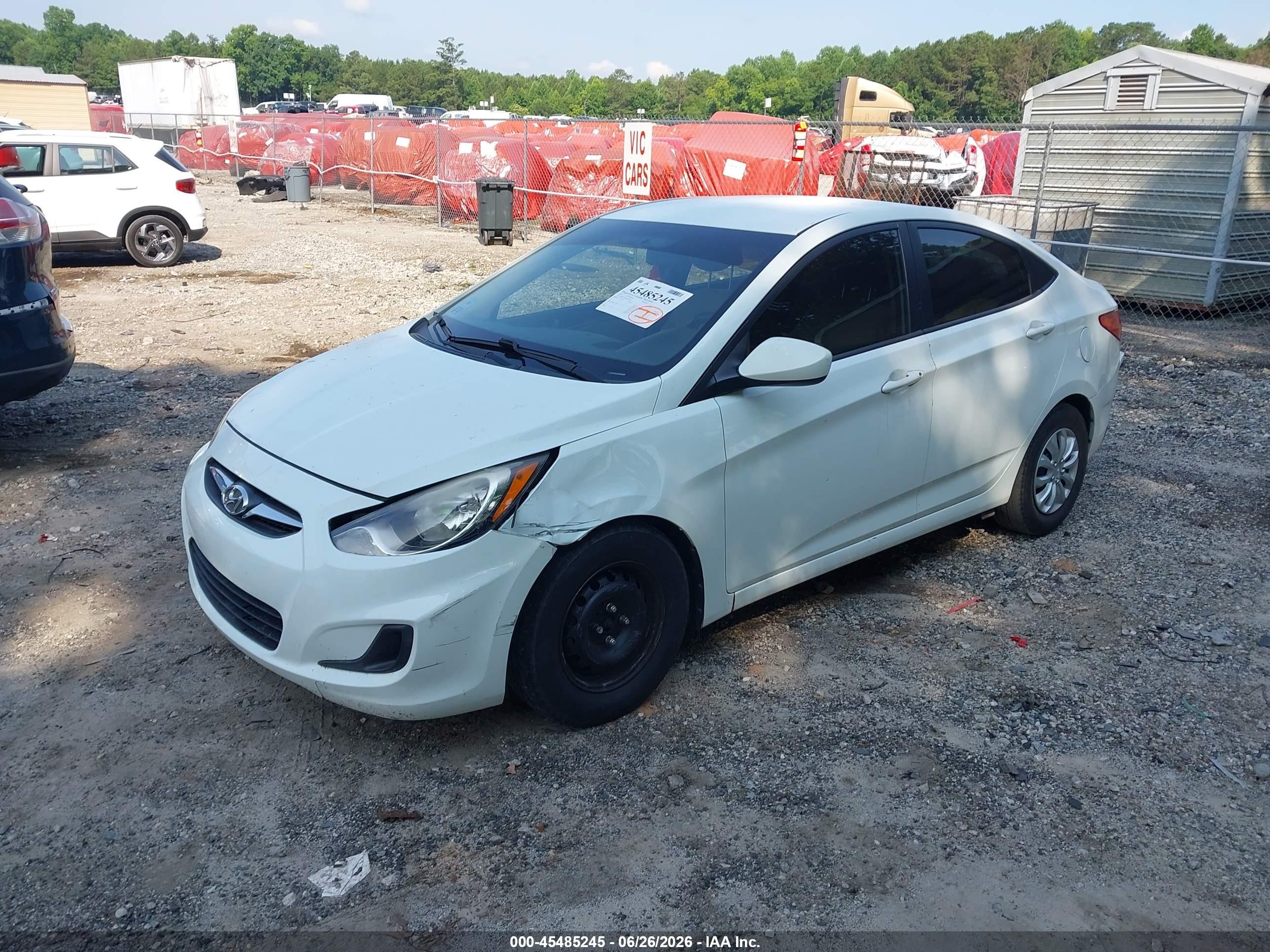 2013 Hyundai Accent Gls White vin: KMHCT4AE3DU290072