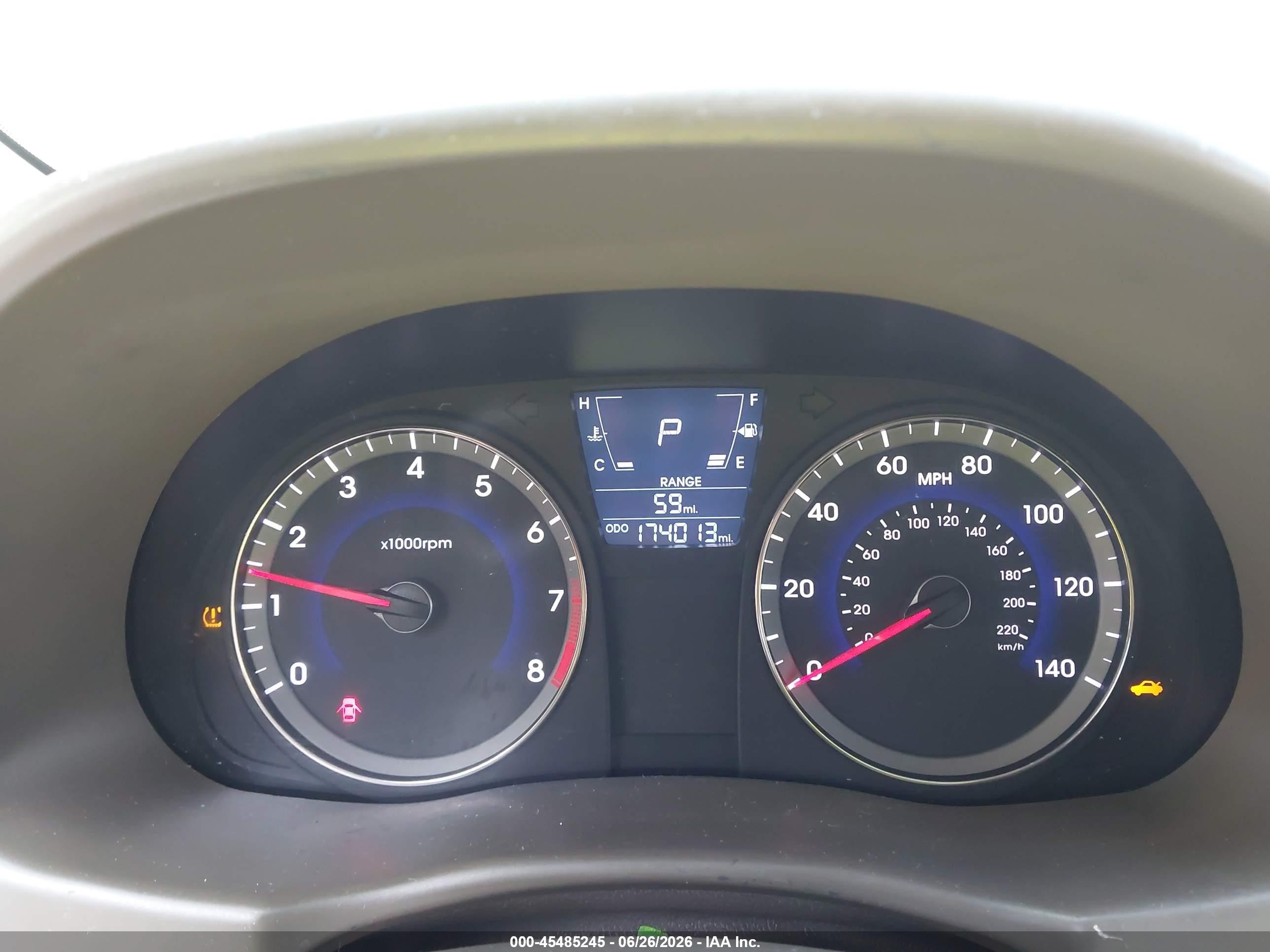 2013 Hyundai Accent Gls White vin: KMHCT4AE3DU290072