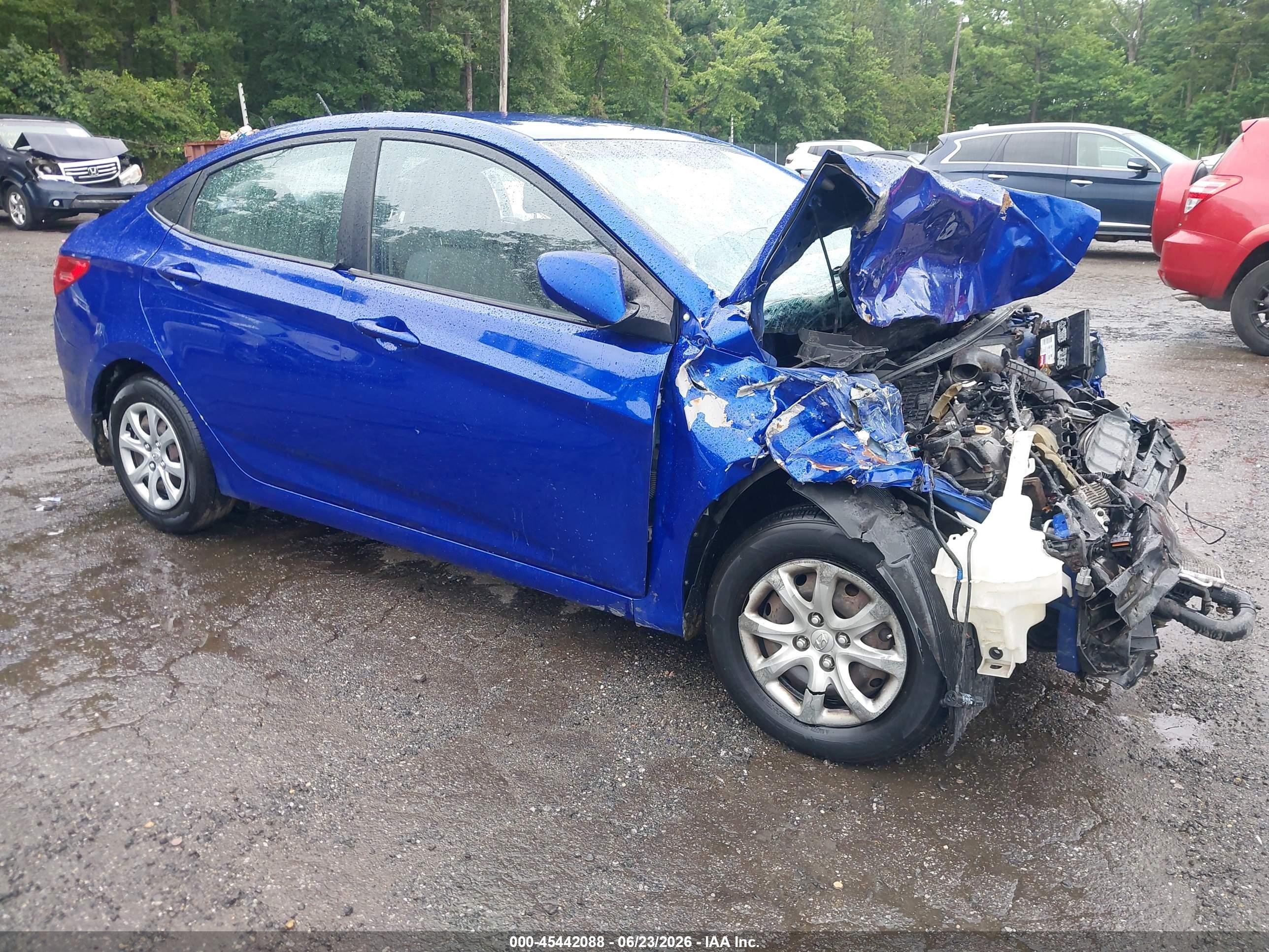 2013 Hyundai Accent Gls Blue vin: KMHCT4AE3DU362162