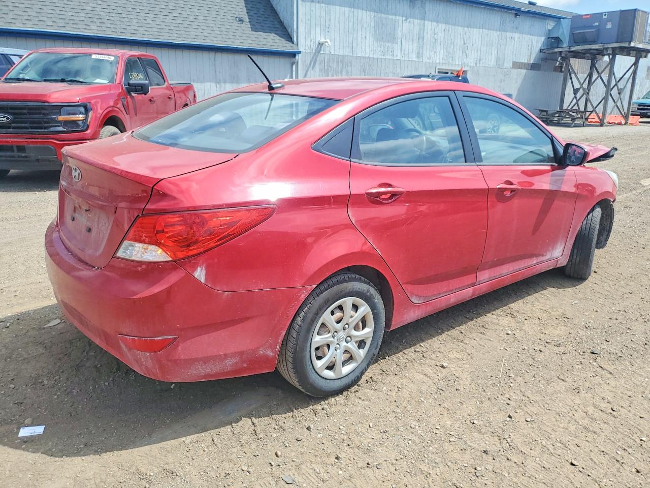 2013 Hyundai Accent Gls Red vin: KMHCT4AE3DU385134