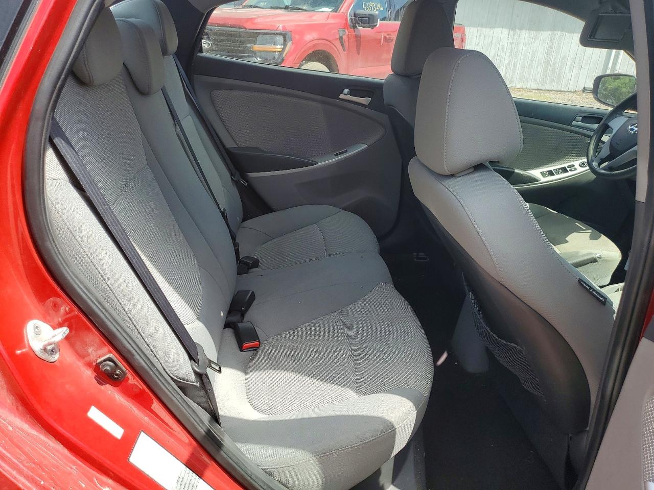 2013 Hyundai Accent Gls Red vin: KMHCT4AE3DU385134