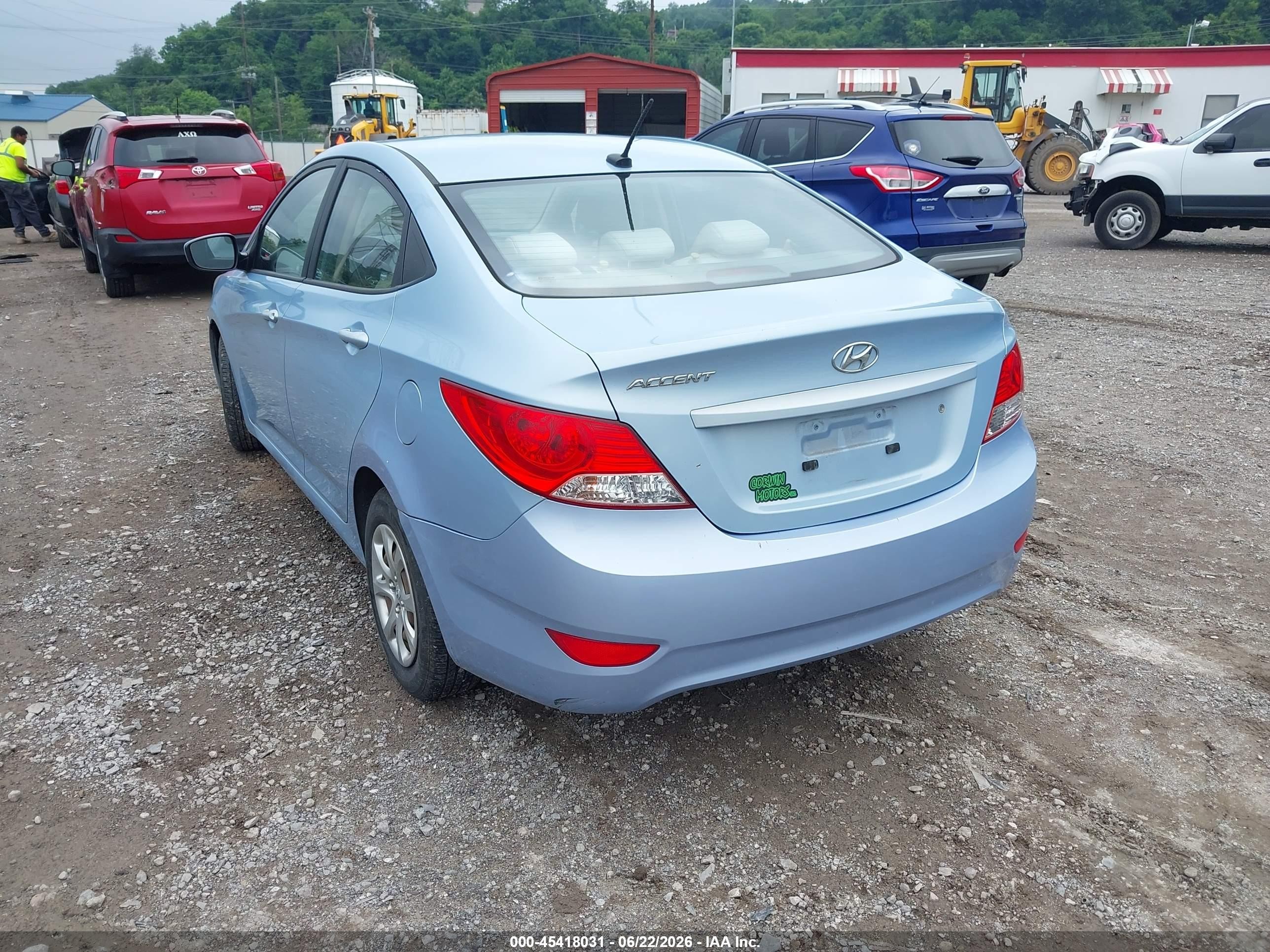 2013 Hyundai Accent Gls Light Blue vin: KMHCT4AE3DU430377