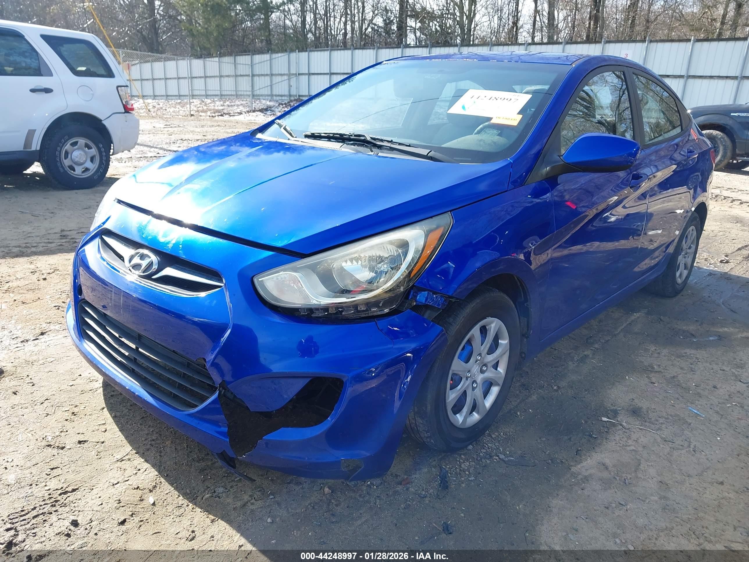 2013 Hyundai Accent Gls Синий vin: KMHCT4AE3DU477800