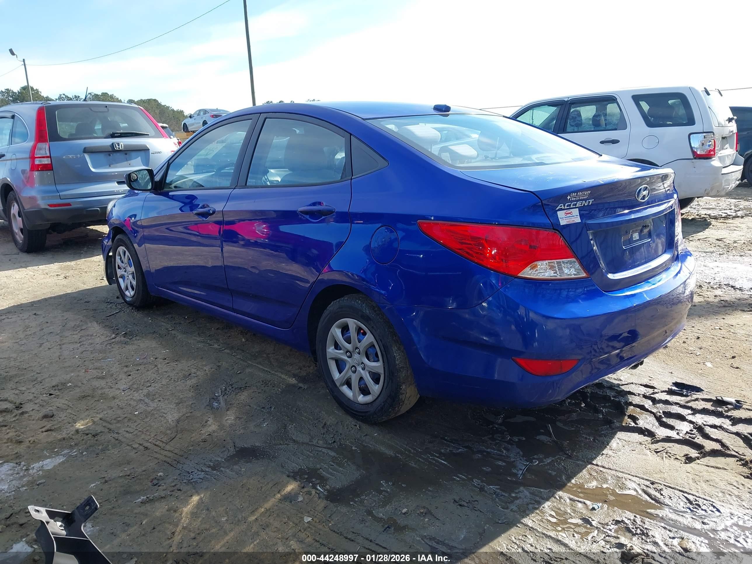 2013 Hyundai Accent Gls Синий vin: KMHCT4AE3DU477800