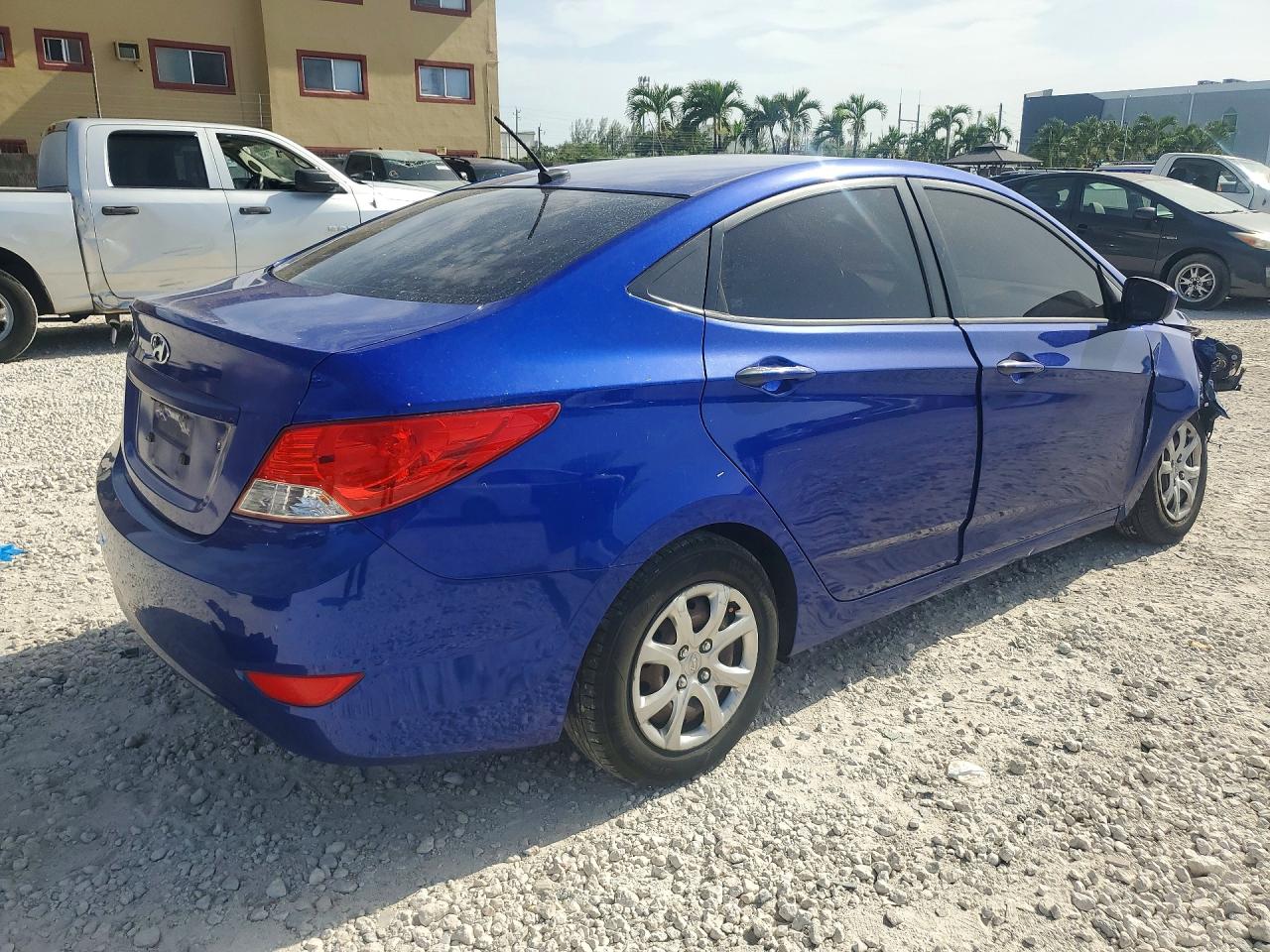 2013 Hyundai Accent Gls Blue vin: KMHCT4AE3DU529183