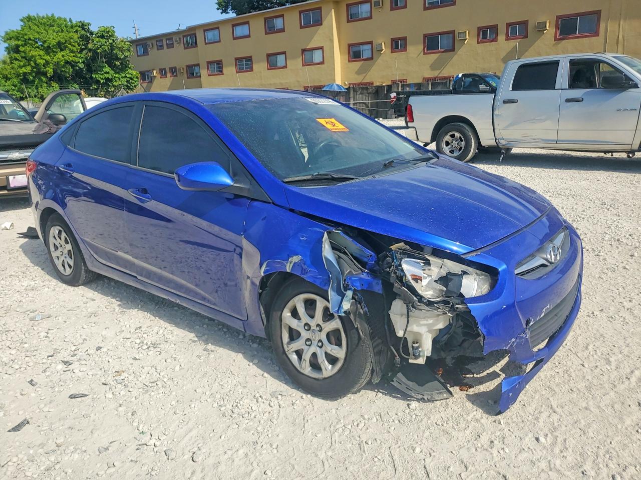 2013 Hyundai Accent Gls Blue vin: KMHCT4AE3DU529183