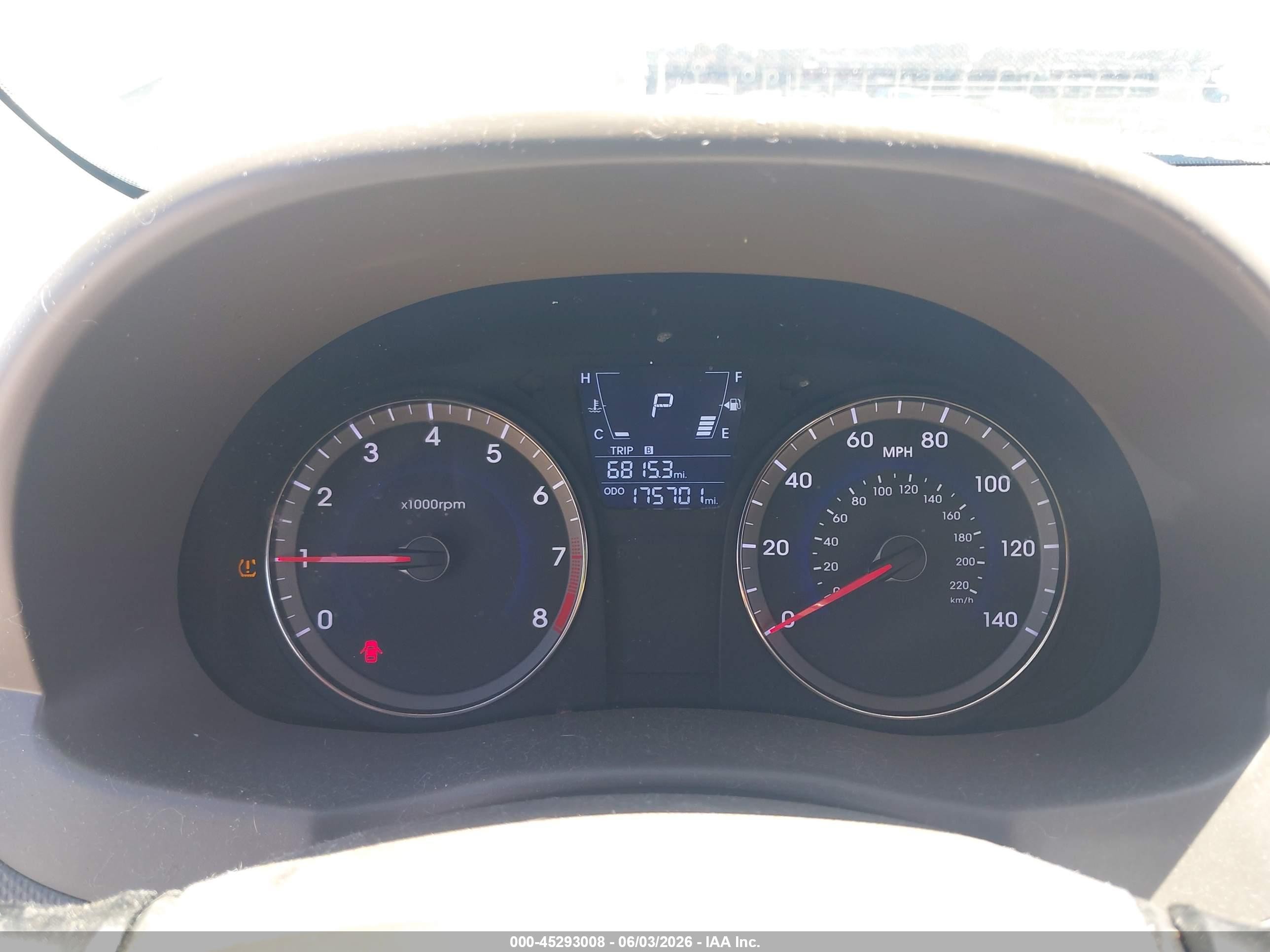 2013 Hyundai Accent Gls Белый vin: KMHCT4AE3DU551488