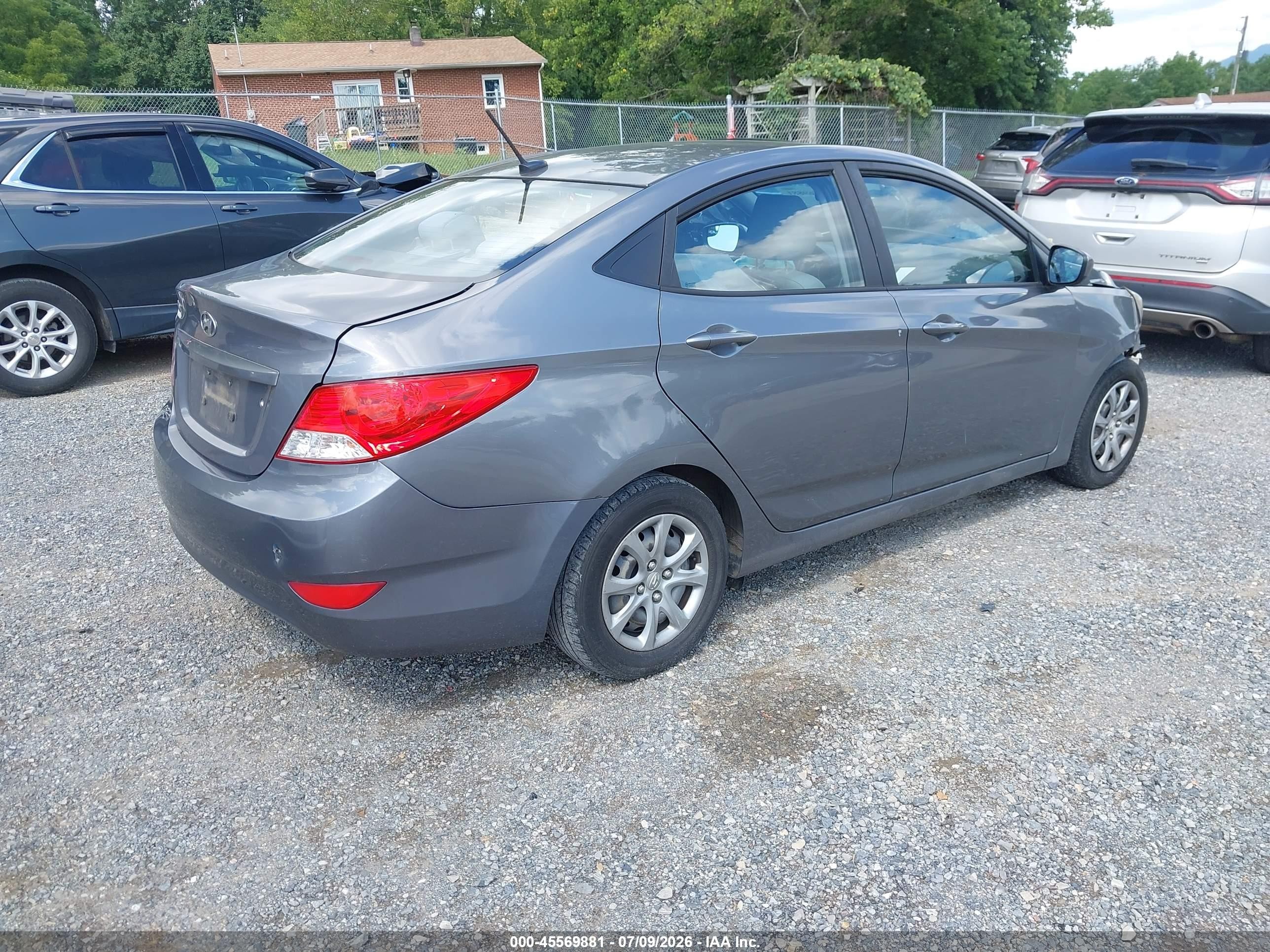 2014 Hyundai Accent Gls Gray vin: KMHCT4AE3EU639880