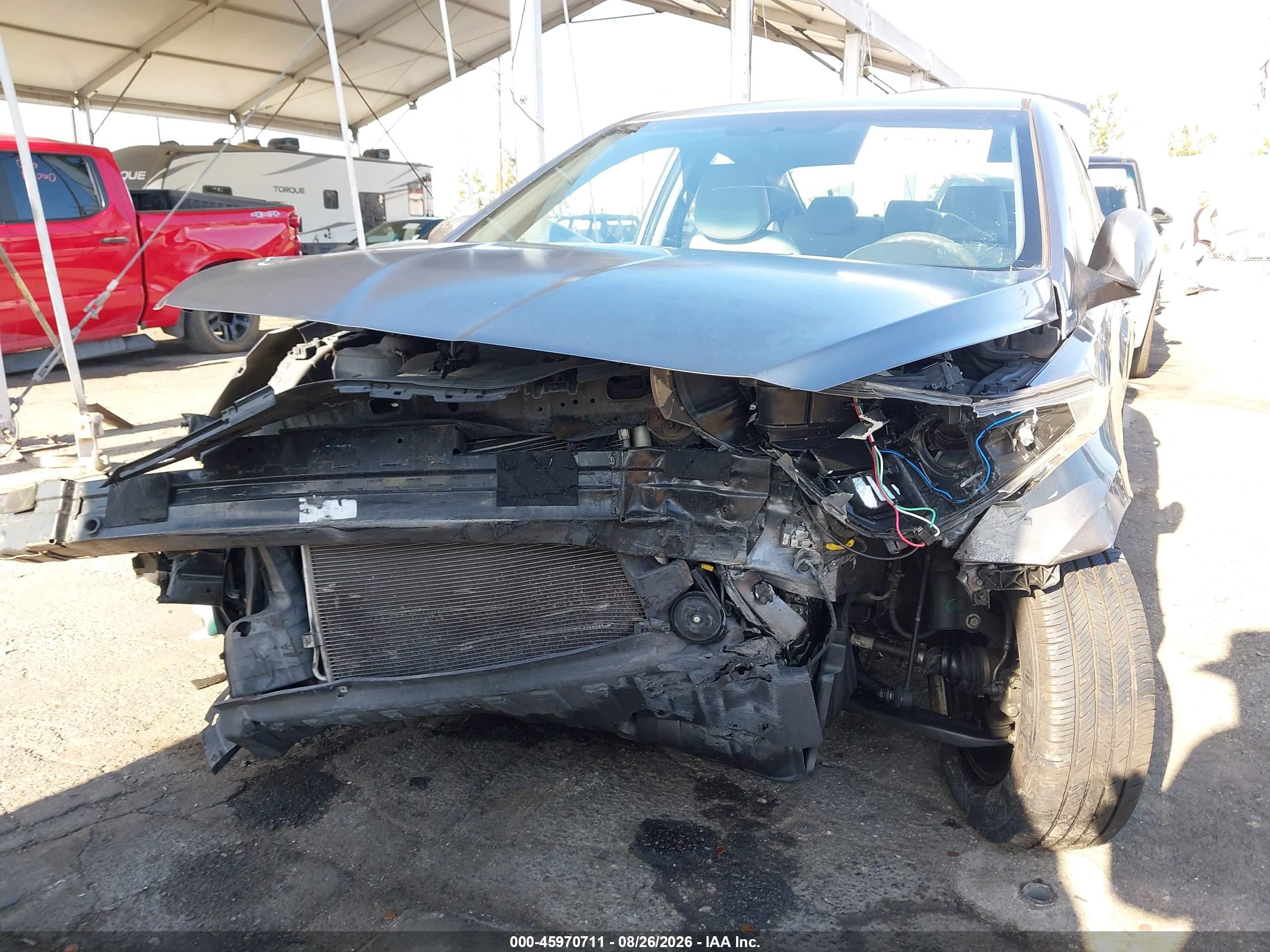 2014 Hyundai Accent Gls Silver vin: KMHCT4AE3EU695737