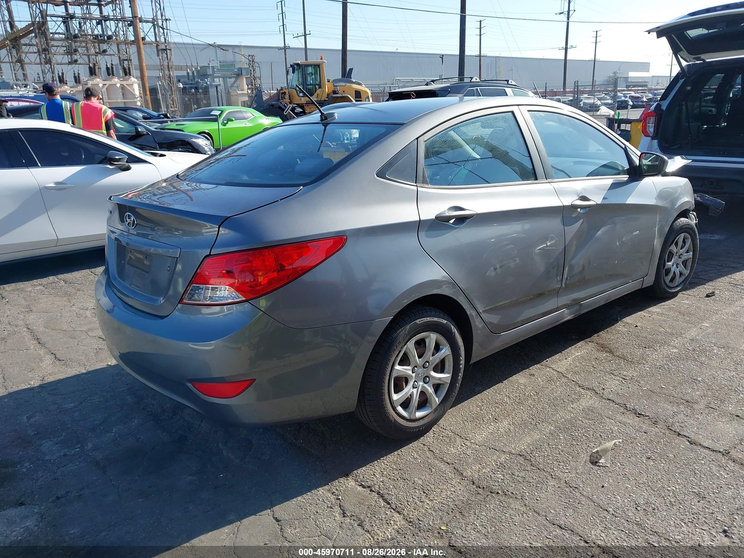 2014 Hyundai Accent Gls Silver vin: KMHCT4AE3EU695737