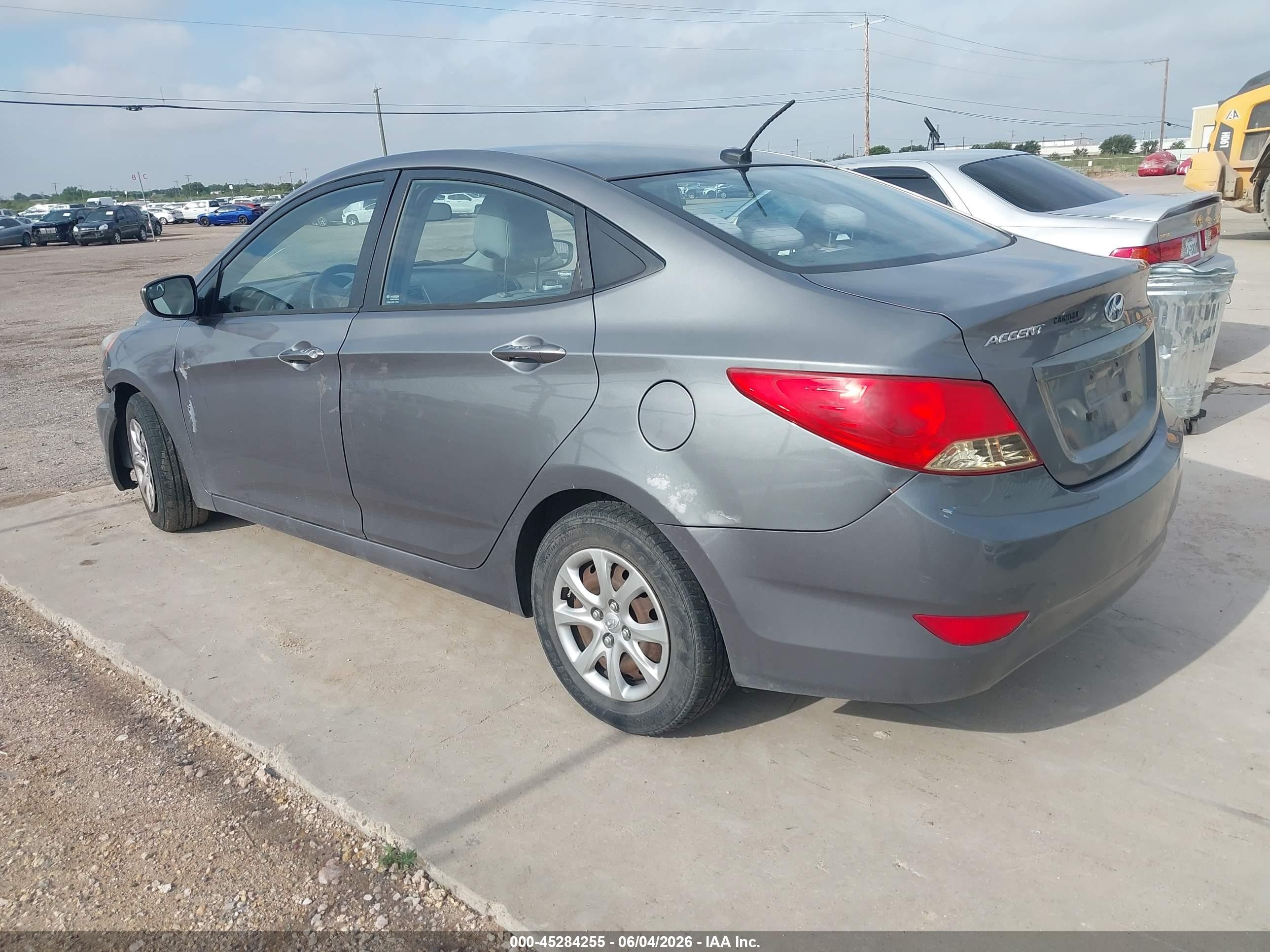 2014 Hyundai Accent Gls Gray vin: KMHCT4AE3EU760568