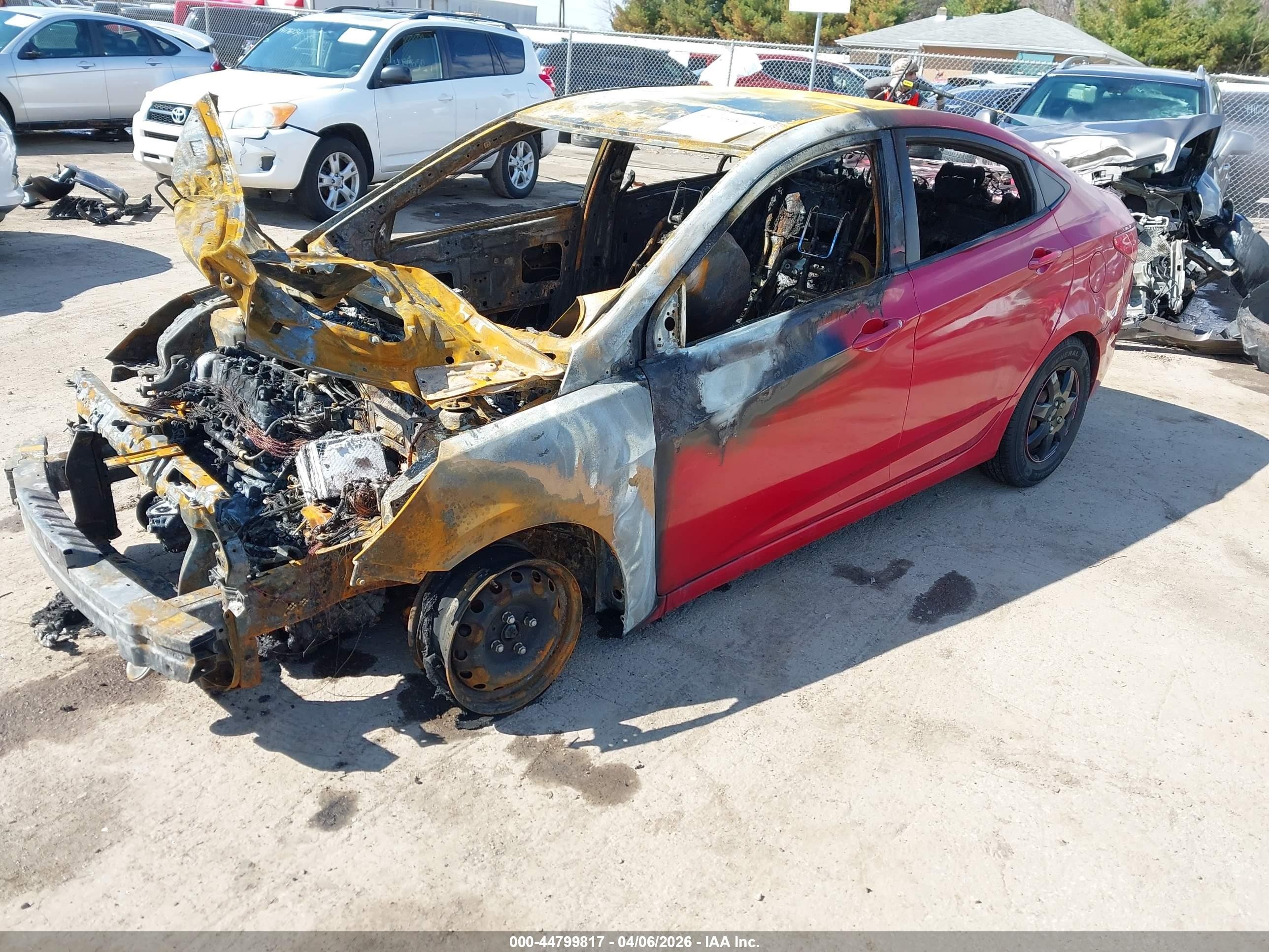 2015 Hyundai Accent Gls Red vin: KMHCT4AE3FU804862