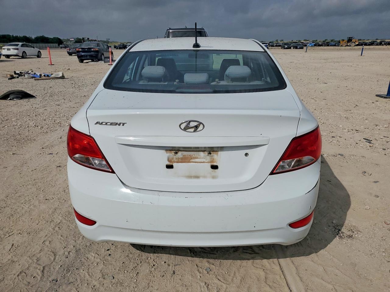2015 Hyundai Accent Gls White vin: KMHCT4AE3FU817174