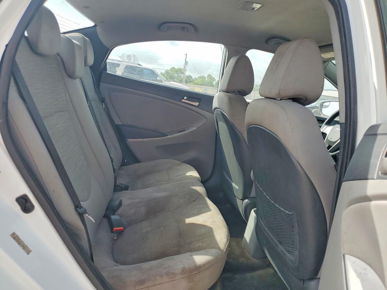 2015 Hyundai Accent Gls White vin: KMHCT4AE3FU817174