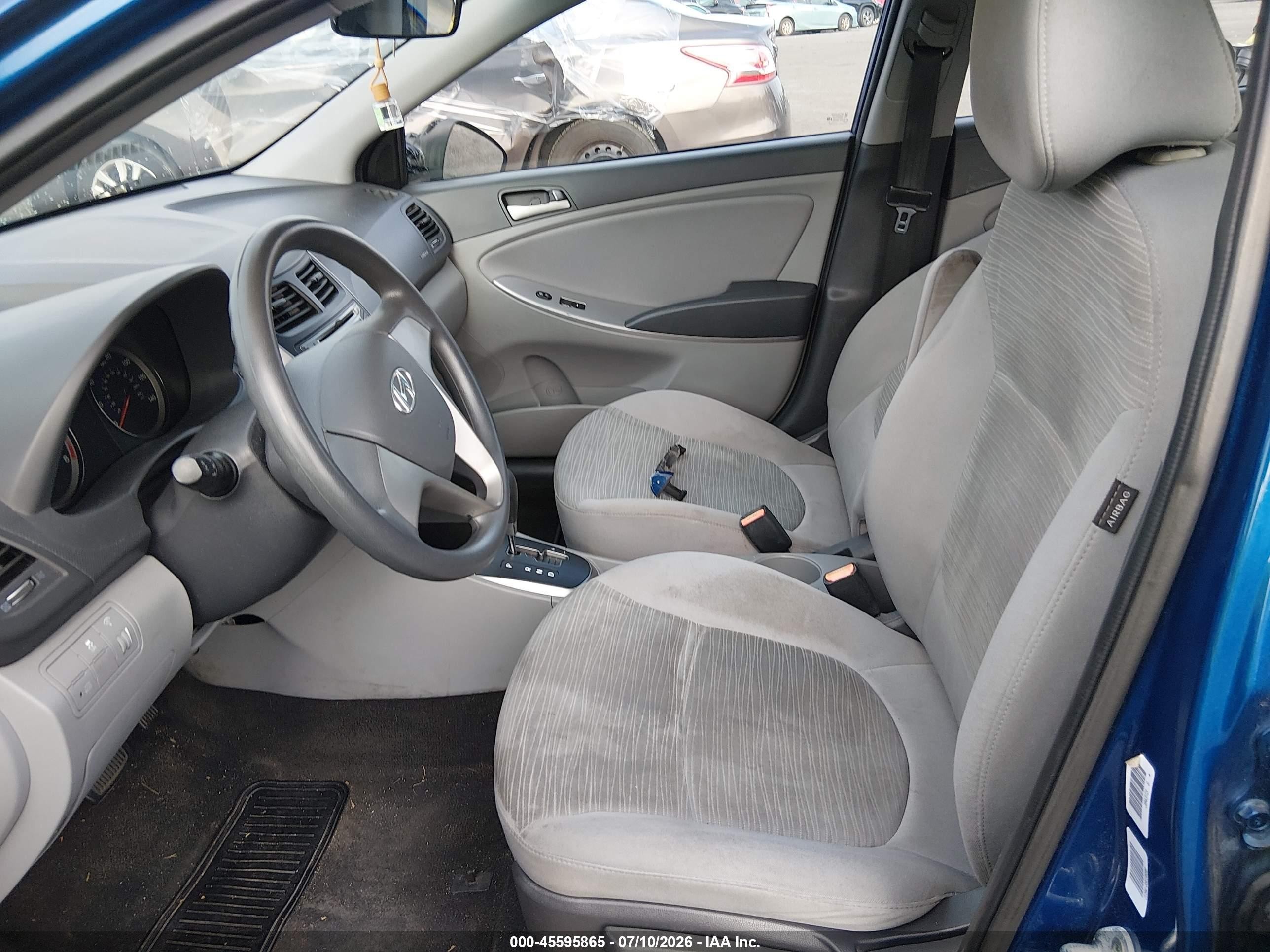 2015 Hyundai Accent Gls Blue vin: KMHCT4AE3FU825498