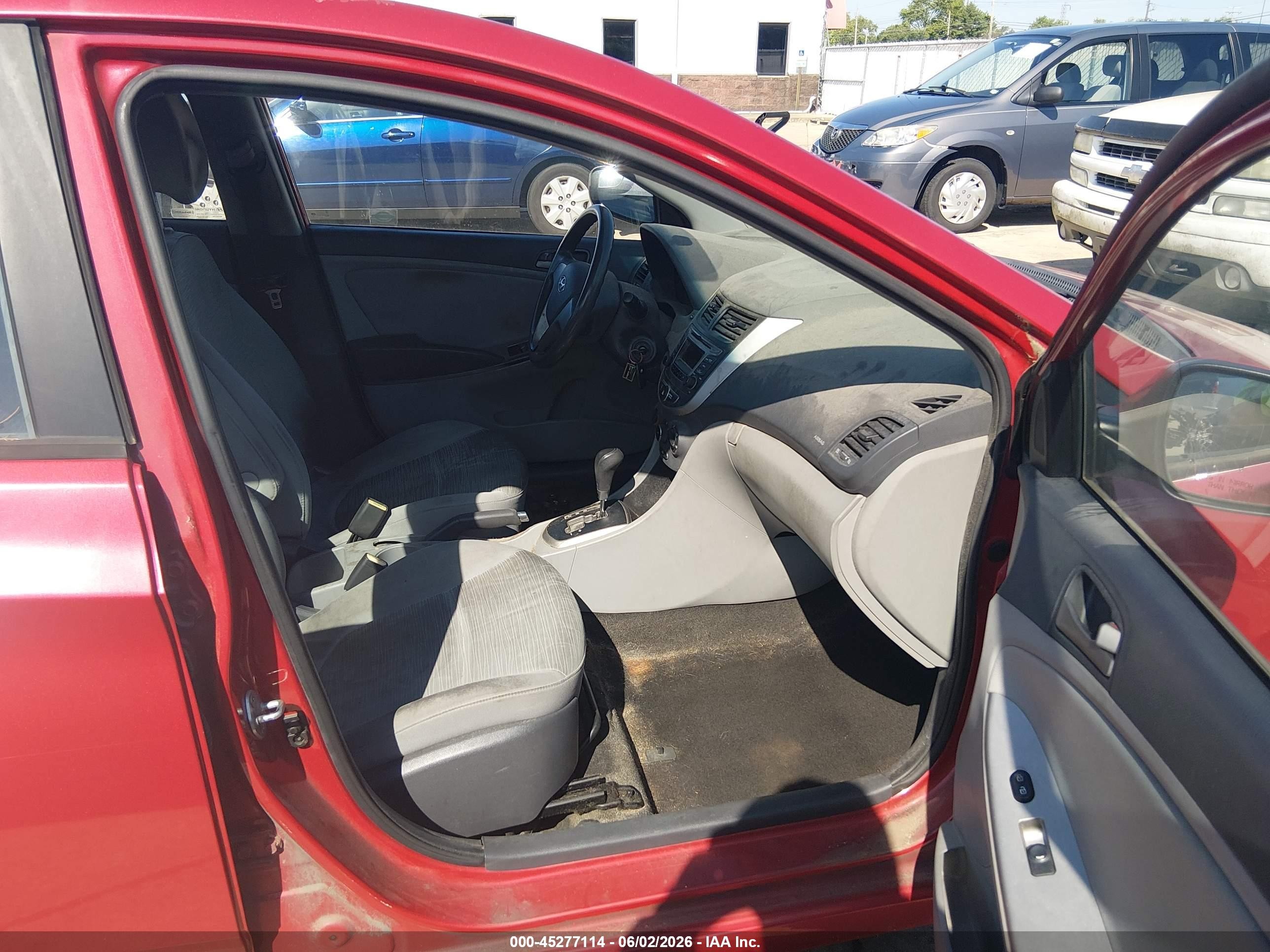 2015 Hyundai Accent Gls Red vin: KMHCT4AE3FU911331