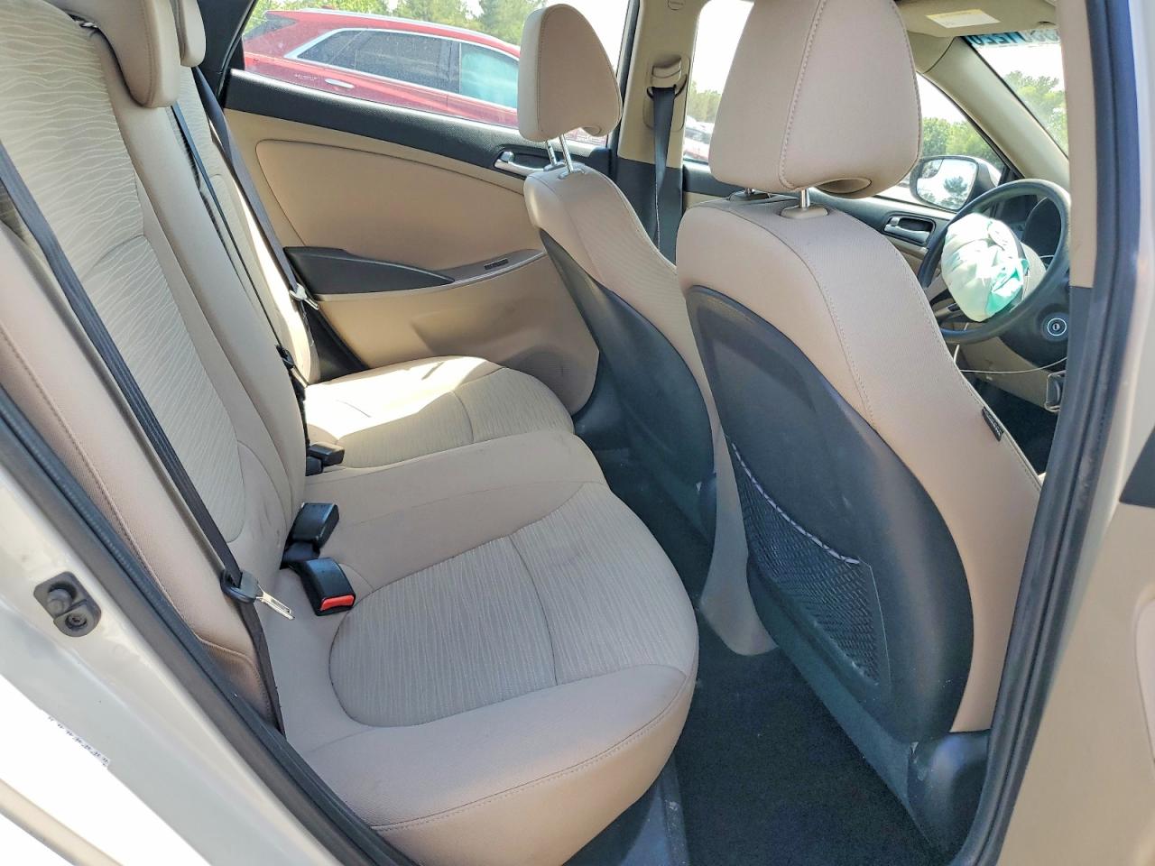 2015 Hyundai Accent Gls White vin: KMHCT4AE3FU927433