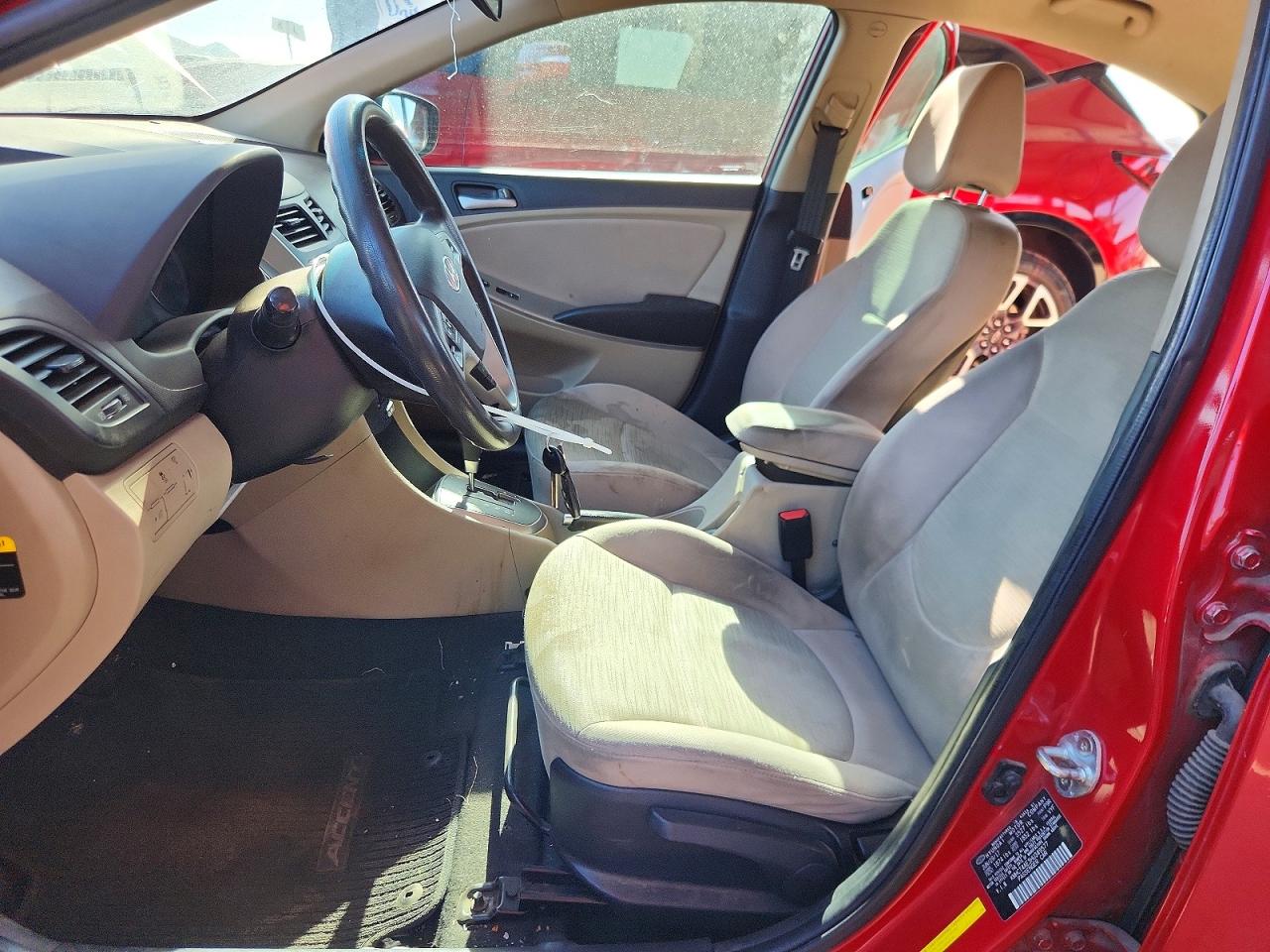 2017 Hyundai Accent Value Edition Red vin: KMHCT4AE3HU349577