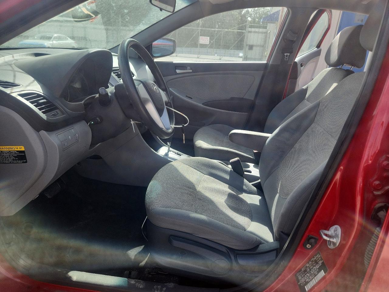 2012 Hyundai Accent Gls Red vin: KMHCT4AE4CU186818