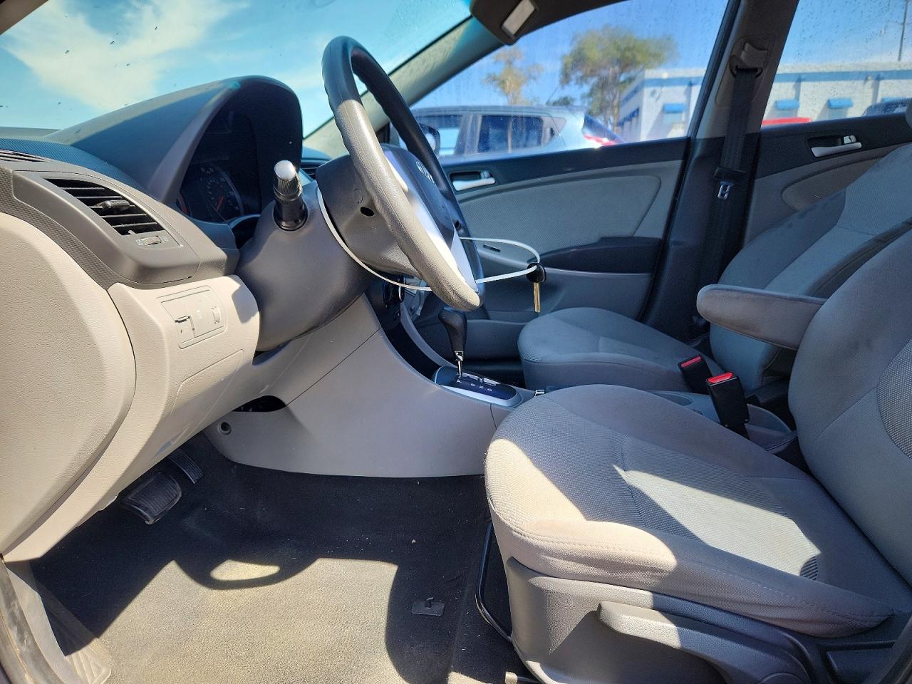 2012 Hyundai Accent Gls Silver vin: KMHCT4AE4CU190609
