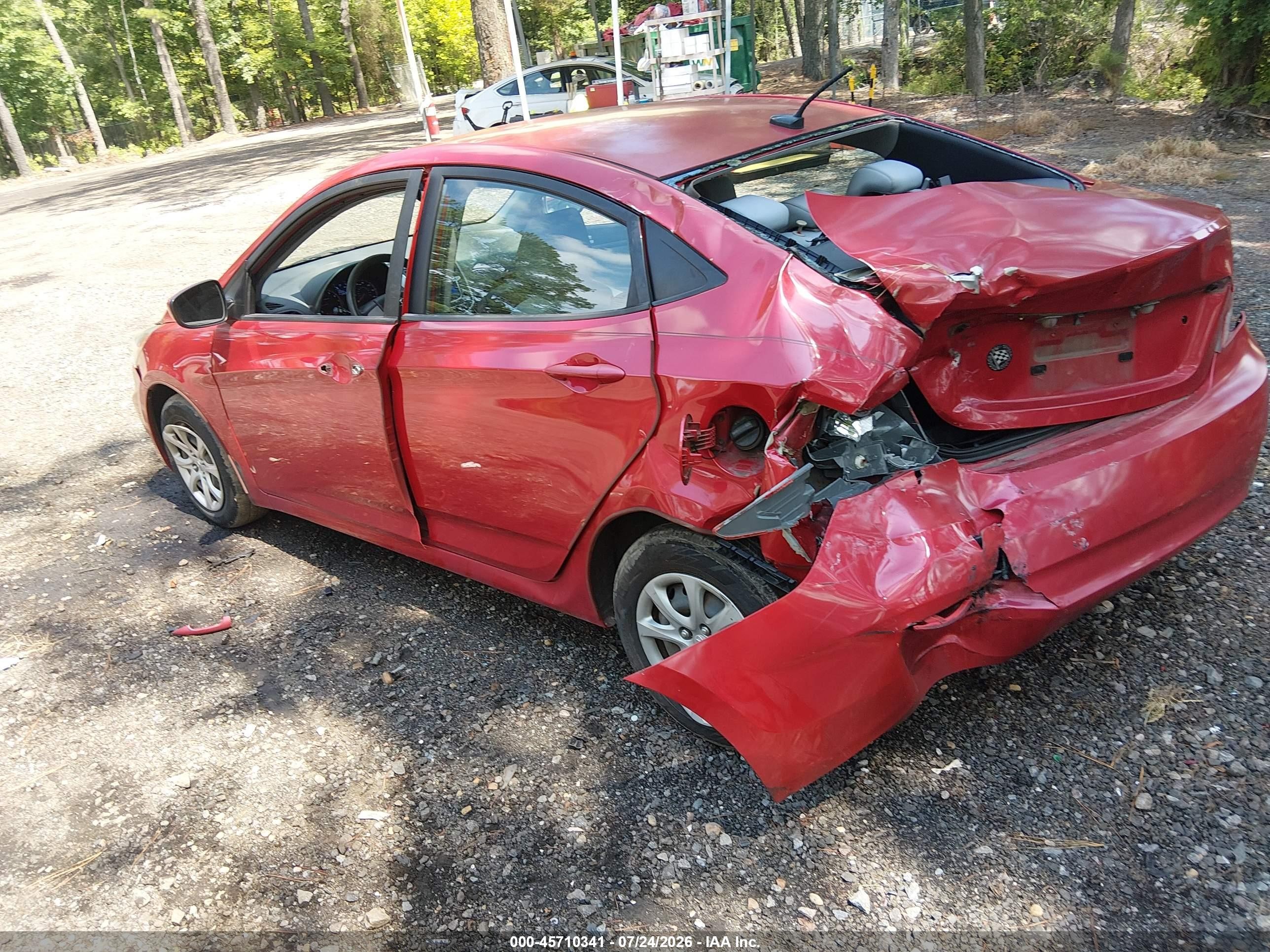 2012 Hyundai Accent Gls Red vin: KMHCT4AE4CU206937
