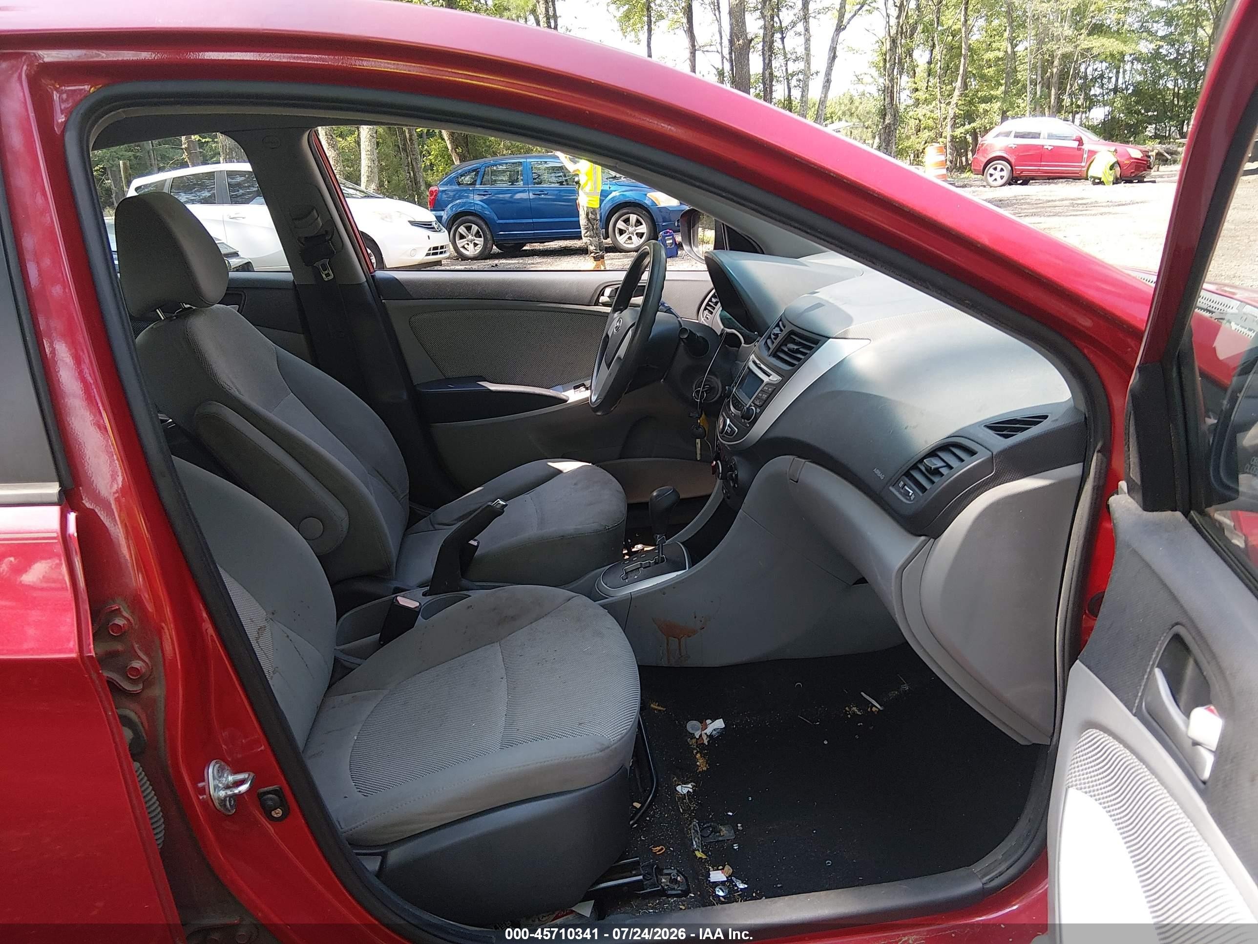 2012 Hyundai Accent Gls Red vin: KMHCT4AE4CU206937