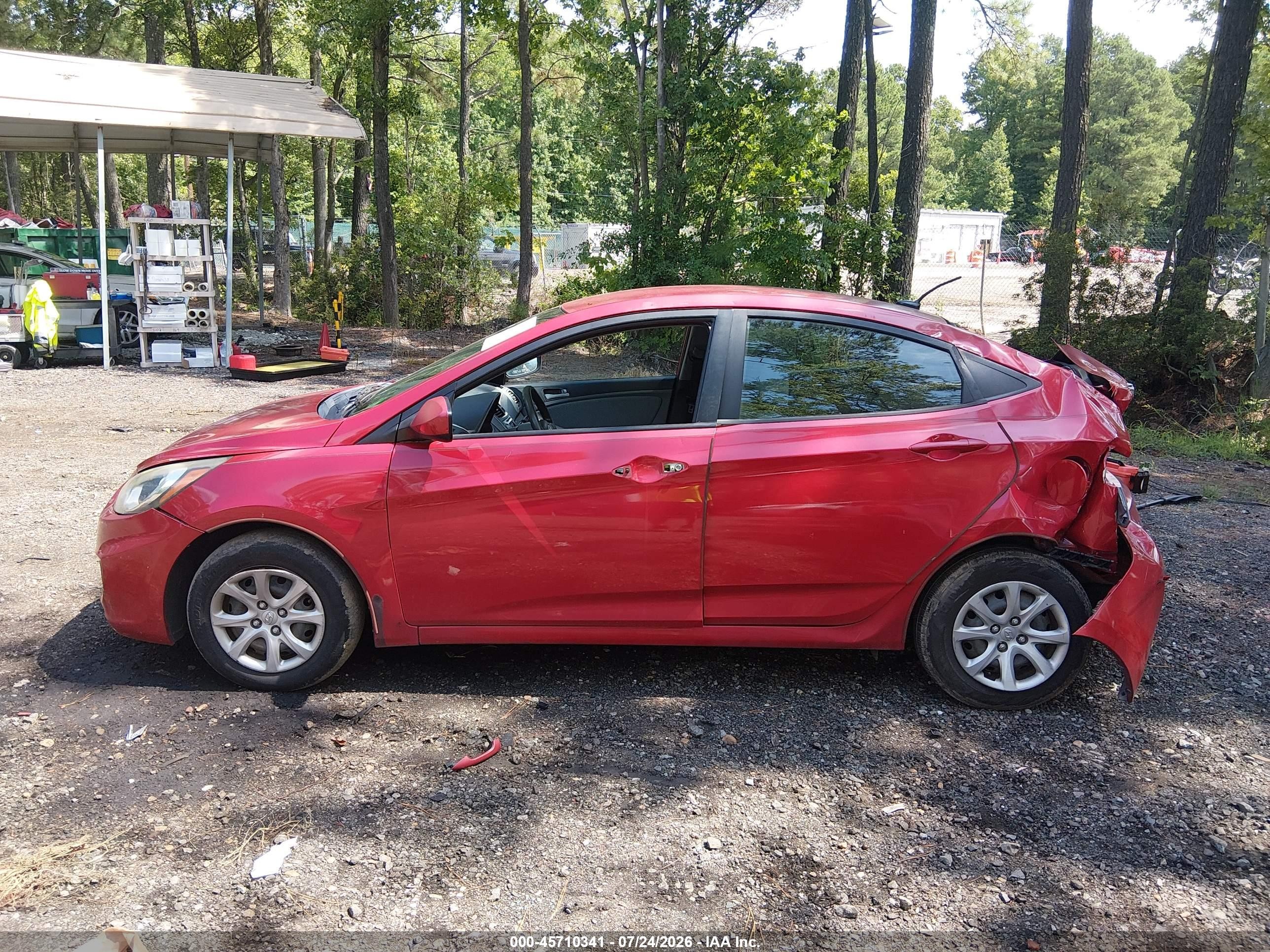 2012 Hyundai Accent Gls Red vin: KMHCT4AE4CU206937