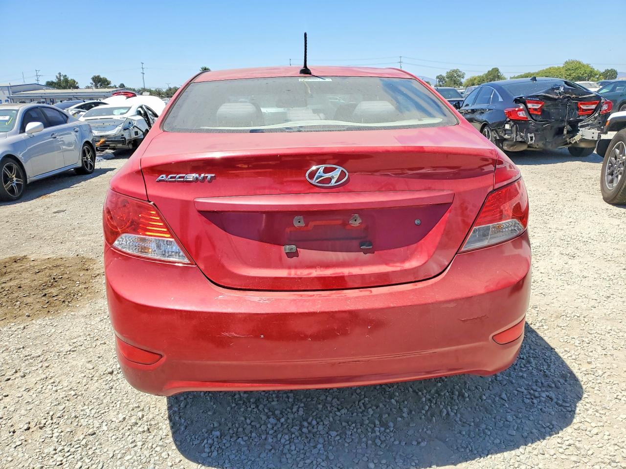 2012 Hyundai Accent Gls Red vin: KMHCT4AE4CU219803