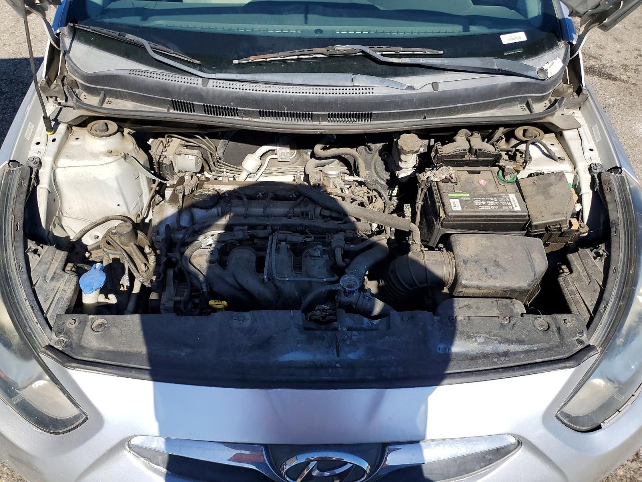 2012 Hyundai Accent Gls Серебряный vin: KMHCT4AE4CU242580