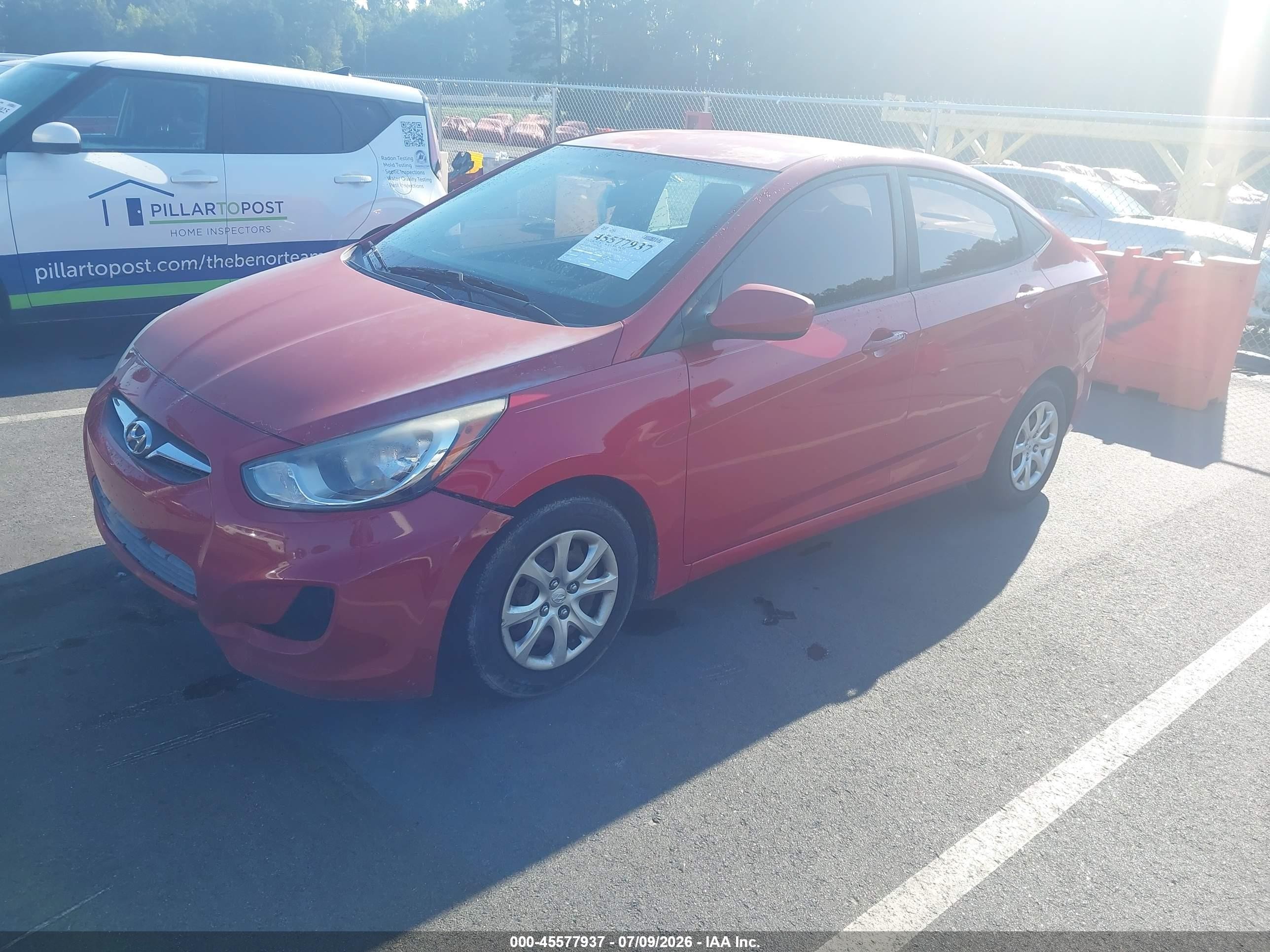2013 Hyundai Accent Gls Red vin: KMHCT4AE4DU349338