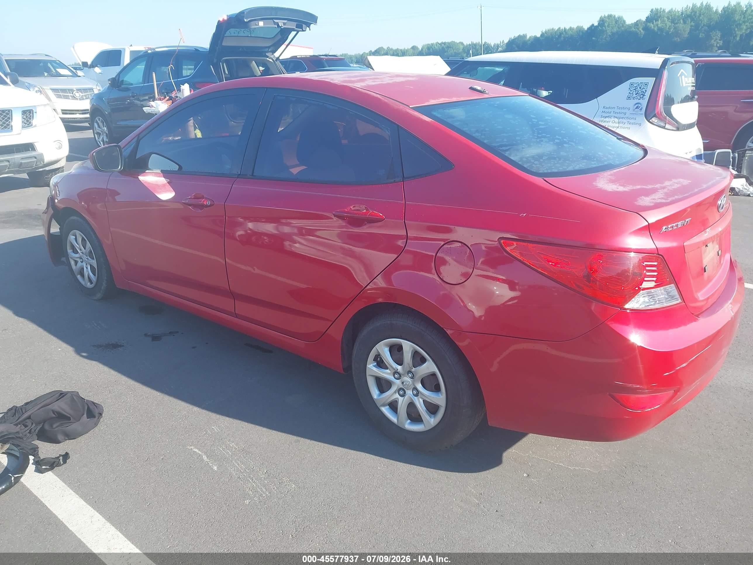 2013 Hyundai Accent Gls Red vin: KMHCT4AE4DU349338