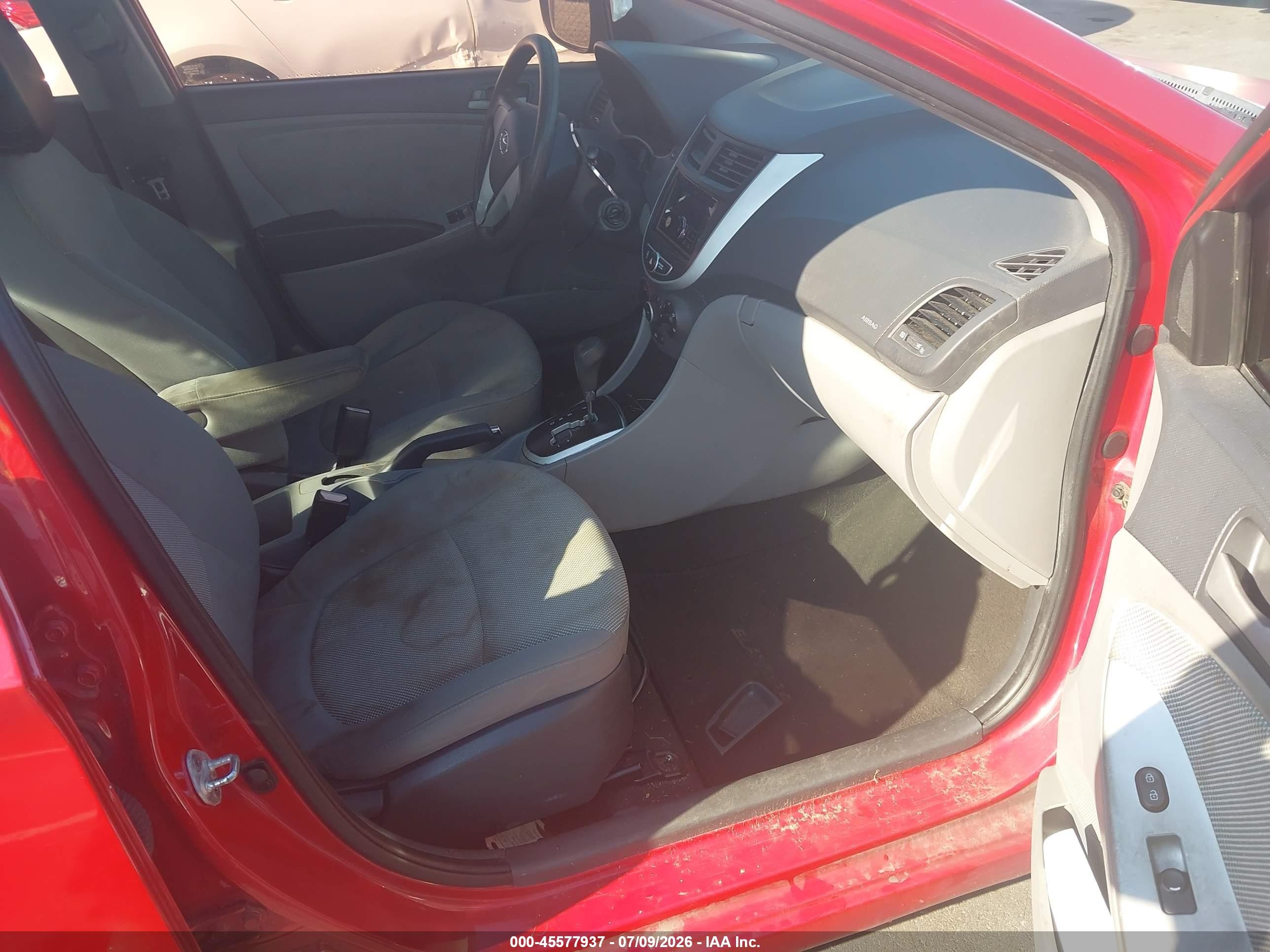 2013 Hyundai Accent Gls Red vin: KMHCT4AE4DU349338