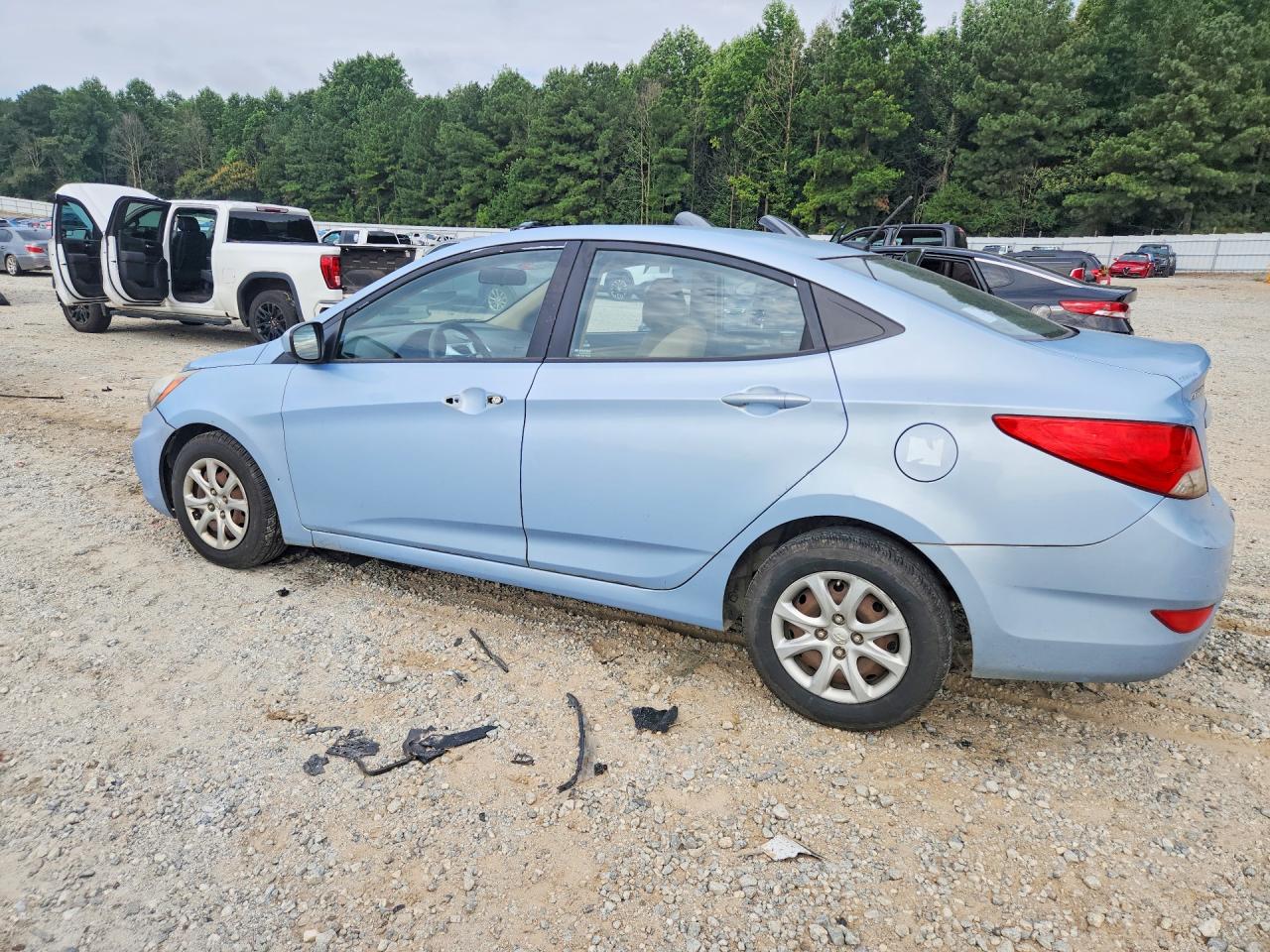 2013 Hyundai Accent Gls Blue vin: KMHCT4AE4DU446426