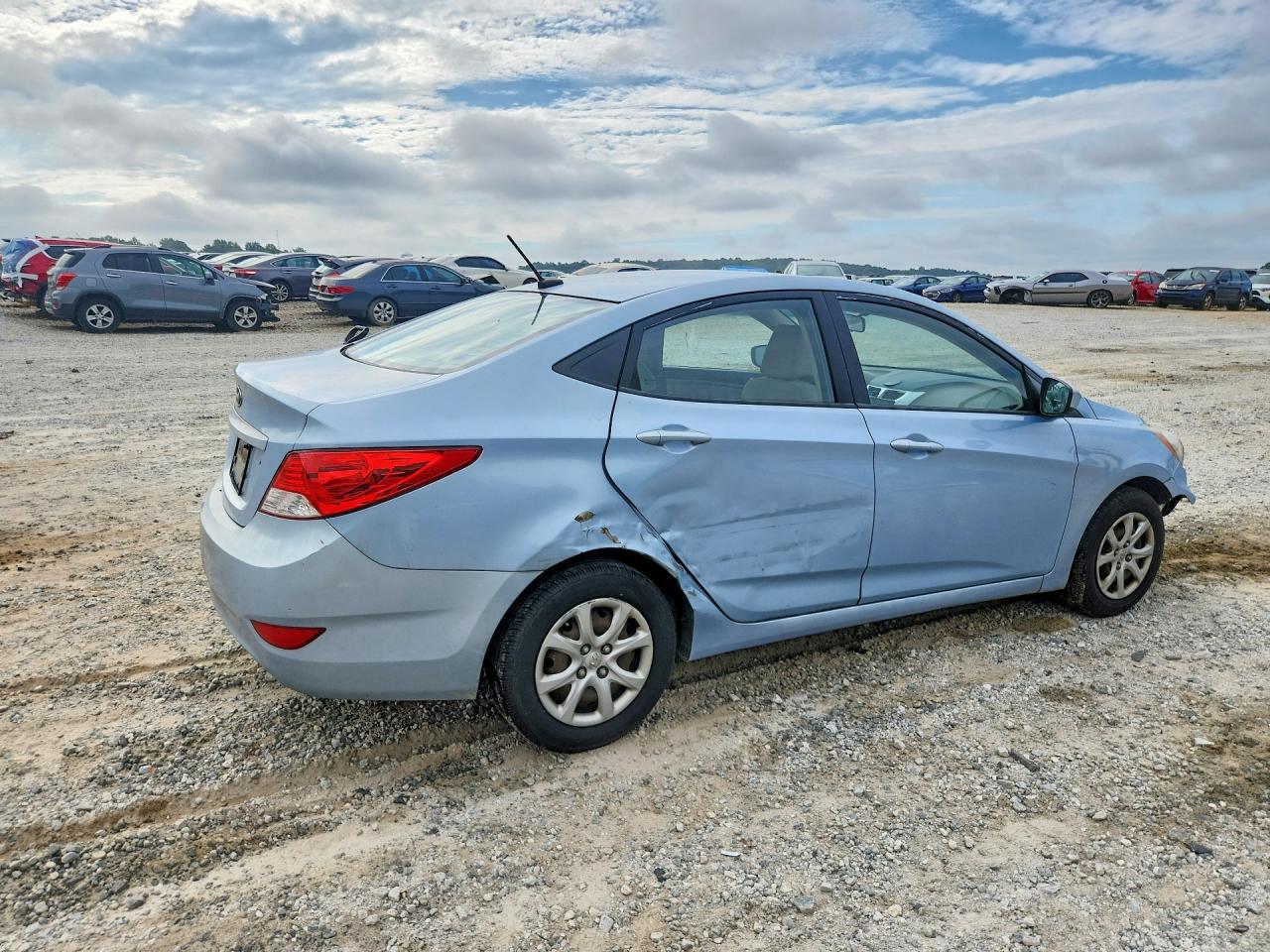 2013 Hyundai Accent Gls Blue vin: KMHCT4AE4DU446426