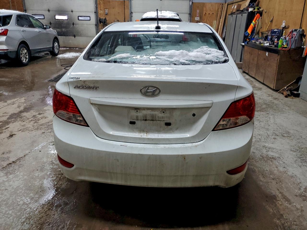 2013 Hyundai Accent Gls White vin: KMHCT4AE4DU452937
