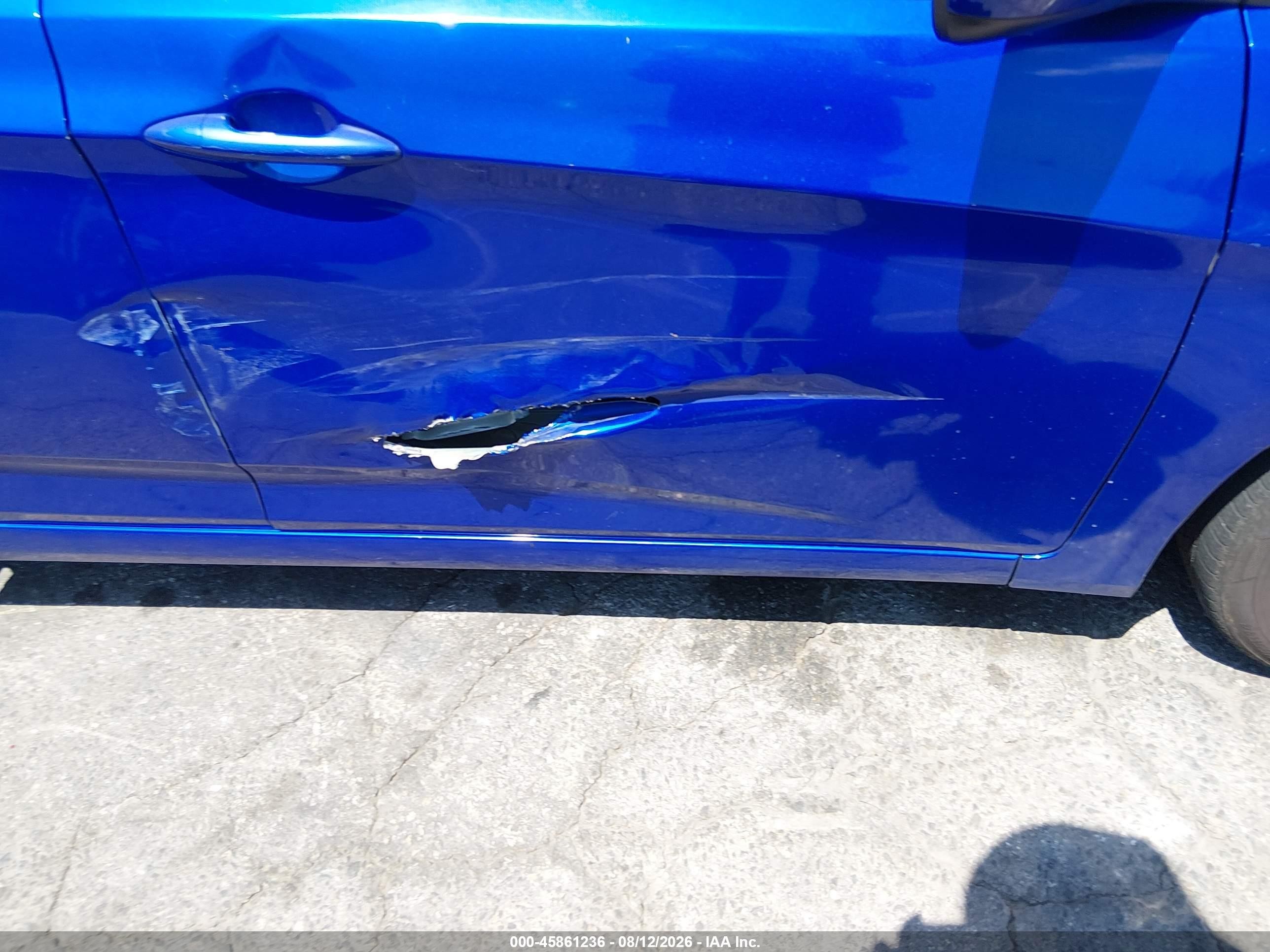 2013 Hyundai Accent Gls Blue vin: KMHCT4AE4DU459970